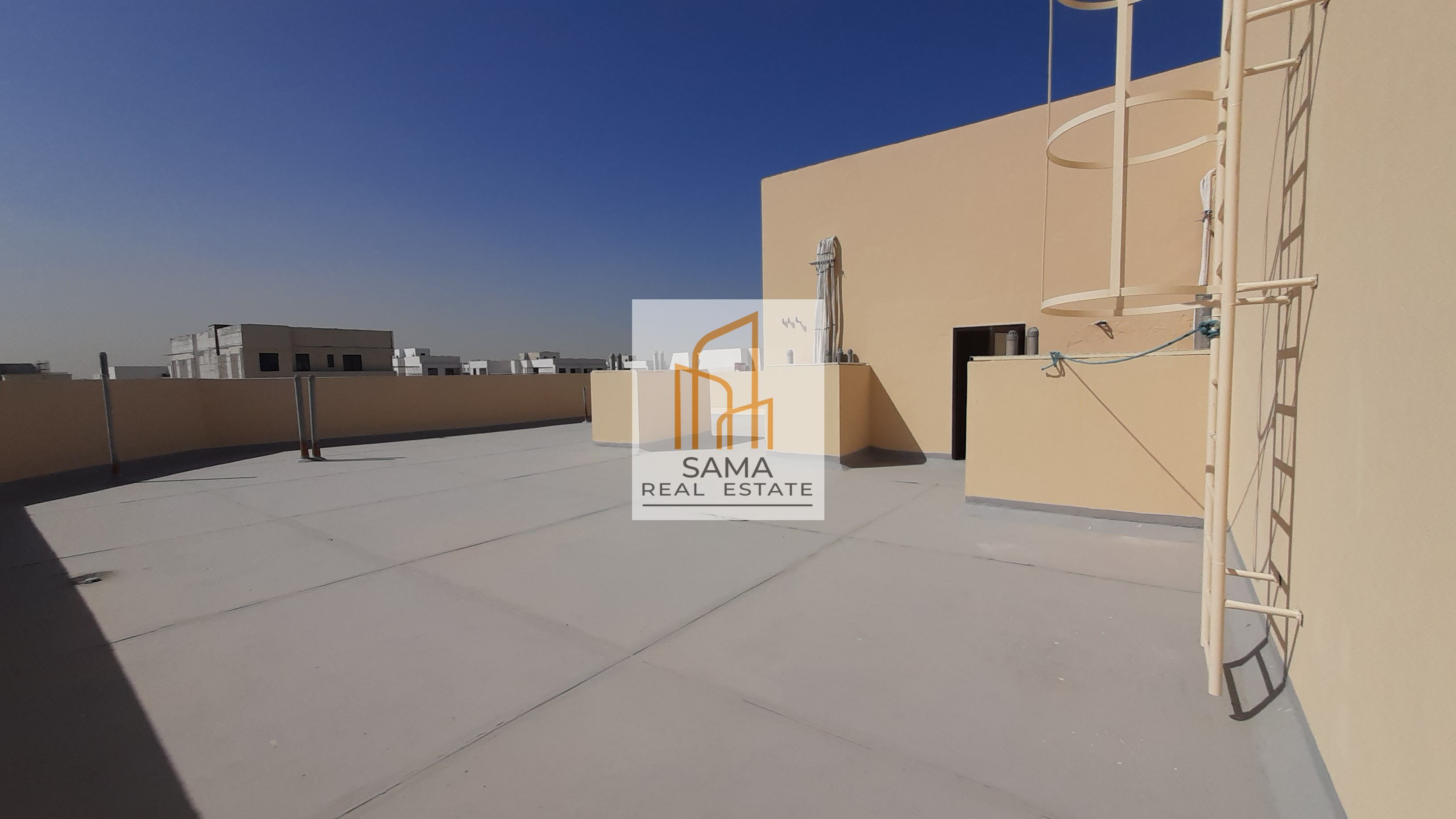 2bhk with a big size balcony 2baths fresh new building r66k
