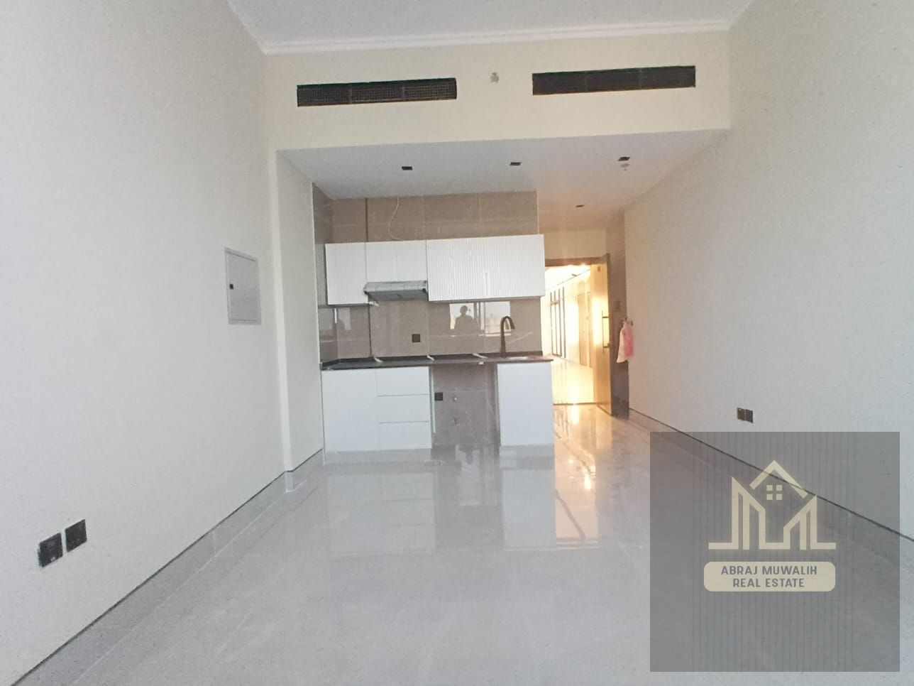 BRAND NEW STUDIO VERY CLOSE SHARJAH AIR PORT 35K AED