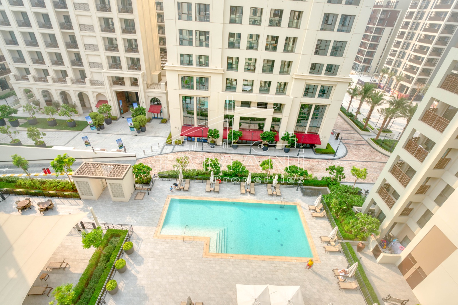 Canal and Lagoon Views | 3Bed + Maids | Vacant