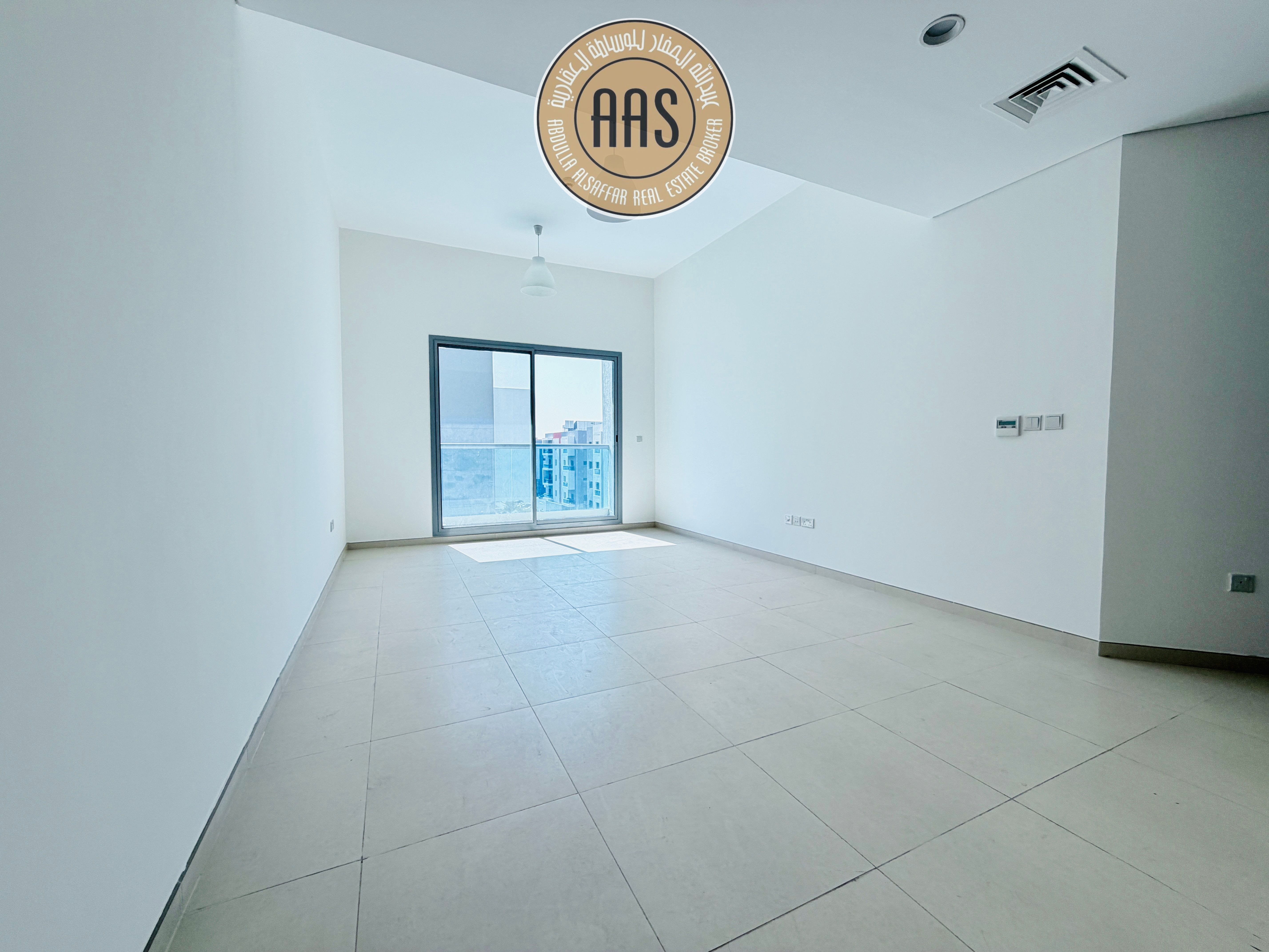 Community Living | Brand new Building | Multiple cheques |