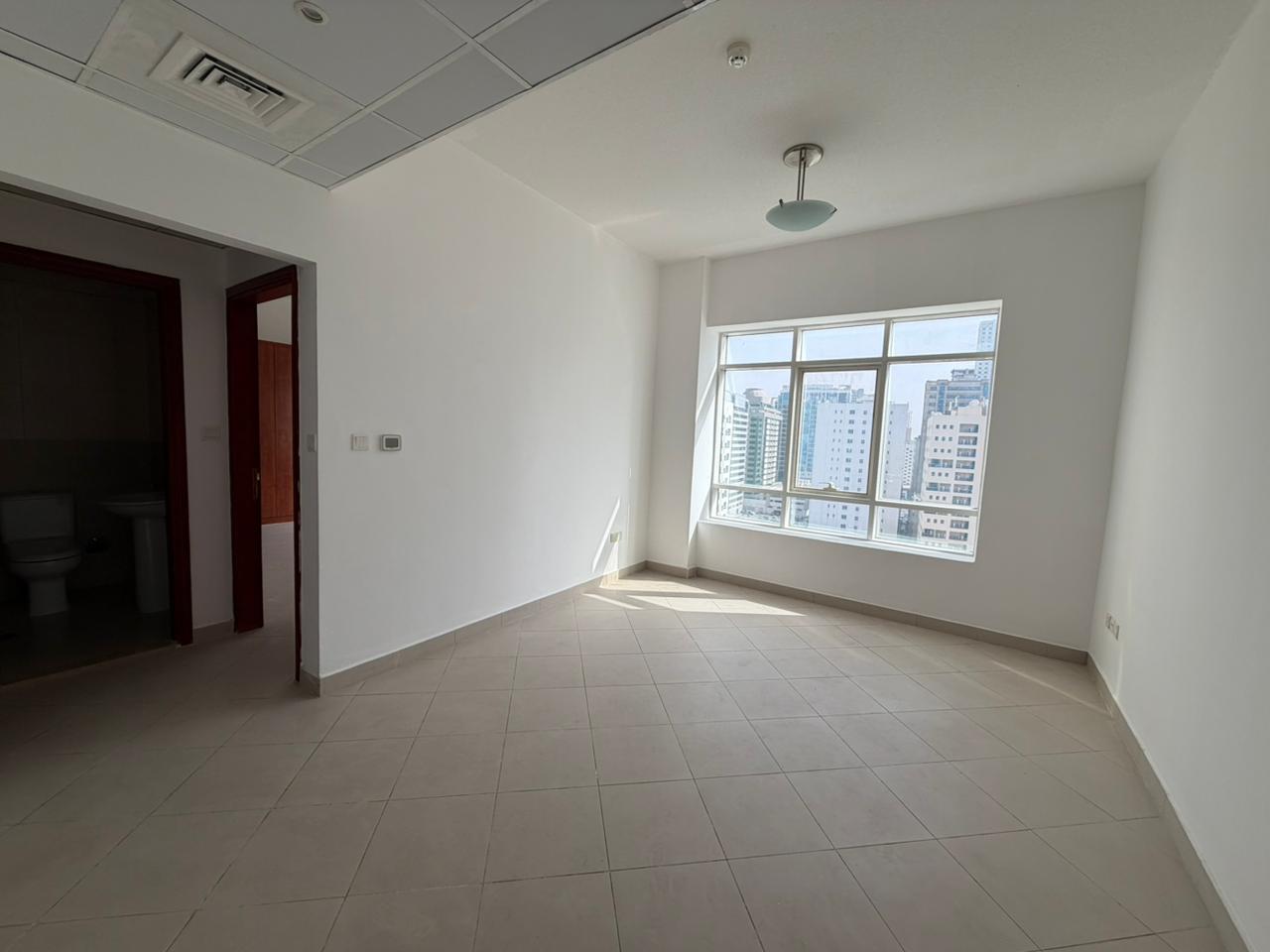 Second tenant, built-in wardrobes, spacious layout, excellent prime location close to all services.