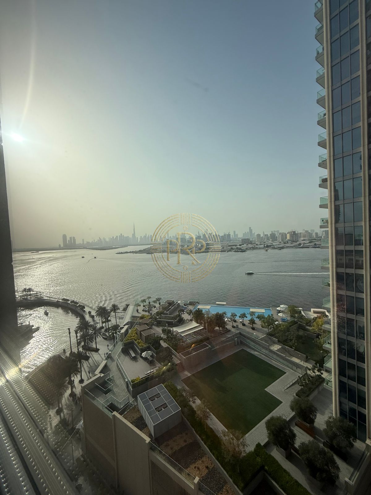 Panoramic Creek Views | Exclusive Waterfront 2-Bedroom Residence | Grand Layout |
