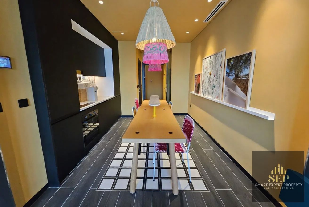 Stylish Furnished | Chic 1BR with Rooftop Pool