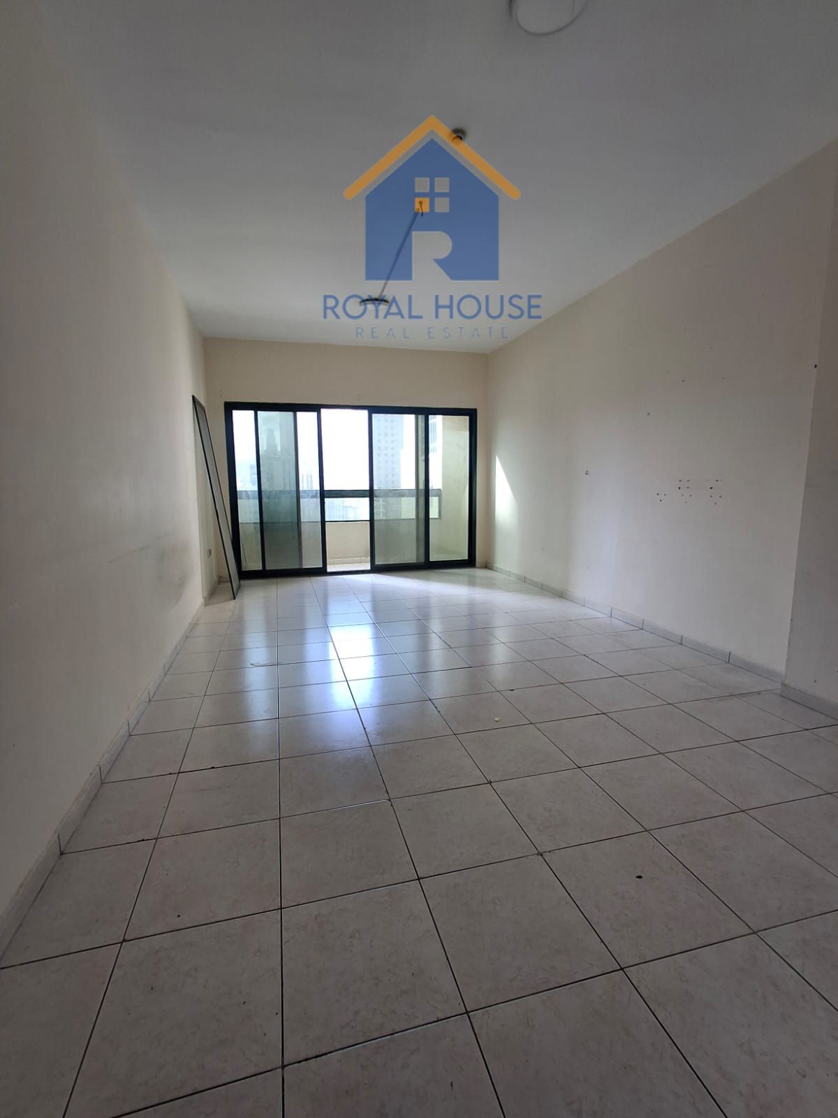 Spacious 2 BR on Jamal Abdul Nasser Street - Elegant Living