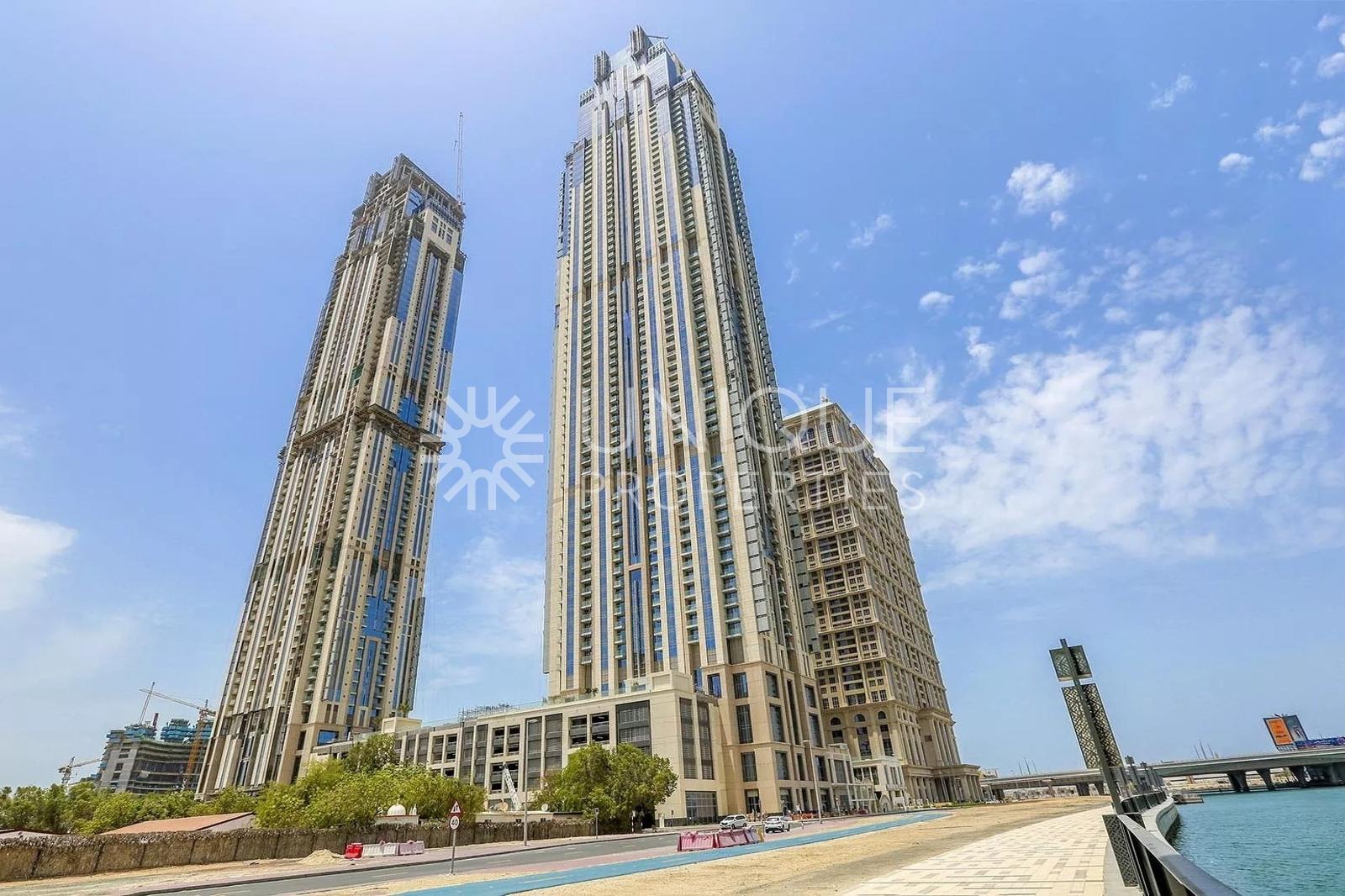 Hot Distress Deal | High Floor | Sea & Canal View