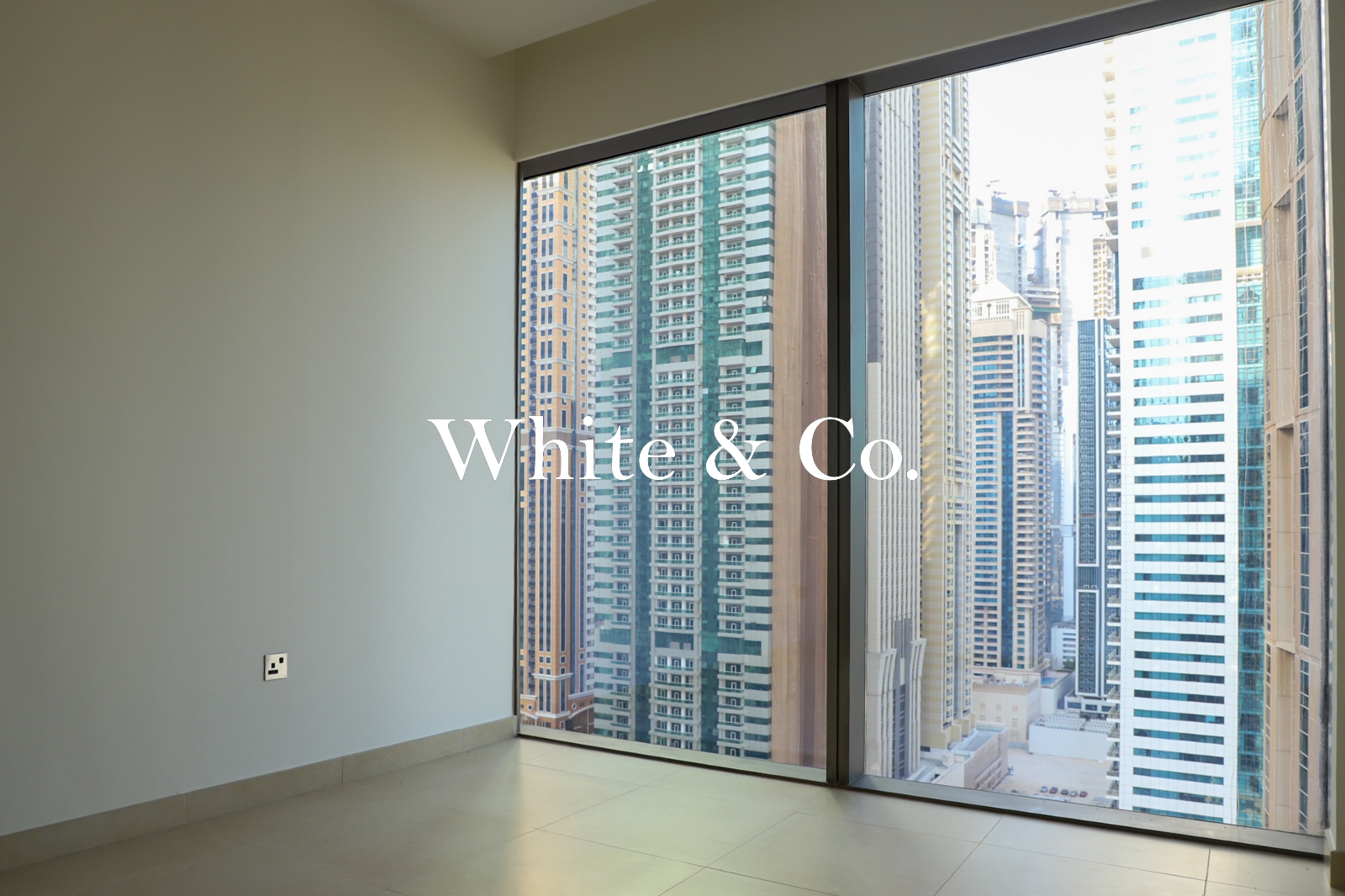 Luxury 1BR | Unfurnished | Available Now