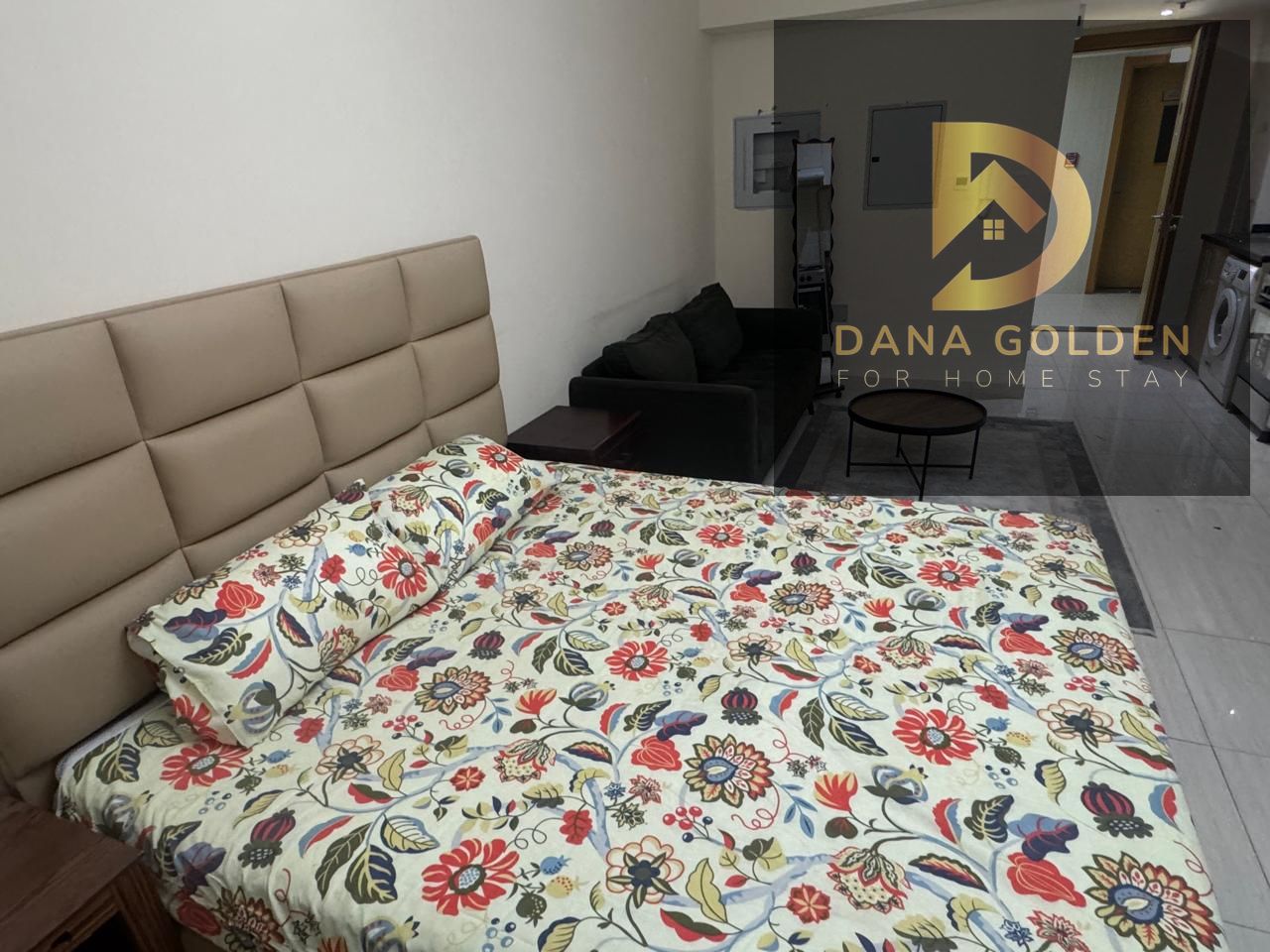 Furnished studio apartment in Warsan 4 area. Rent is 4500 (internet included).