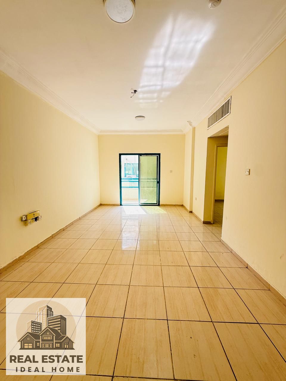2 BHK WITH BALCONY CENTRAL AC FAMILY BUILDING