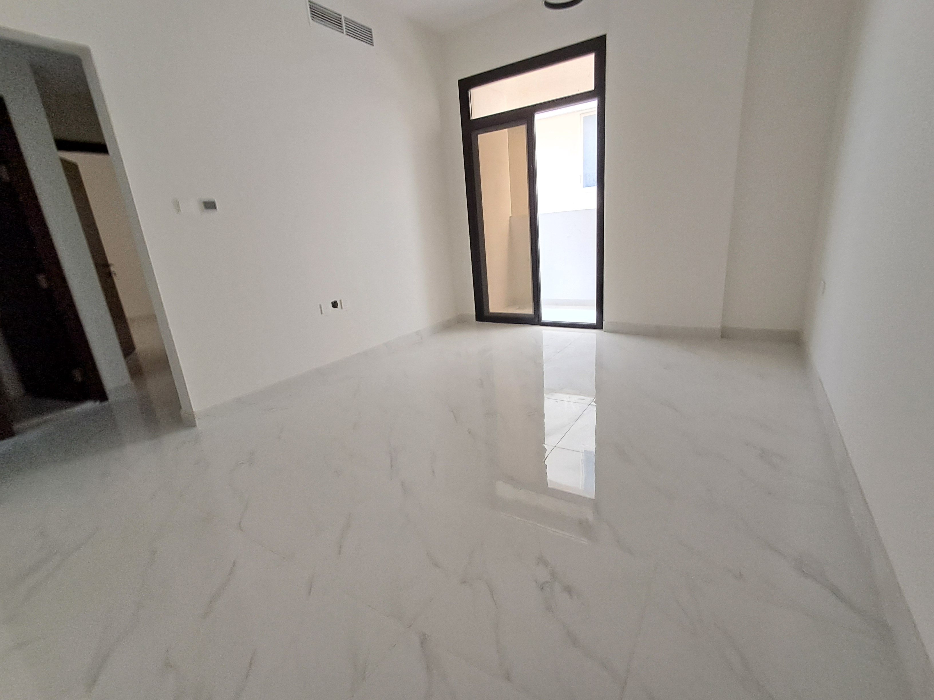 Brand new 1bhk with balcony and 2washroom available