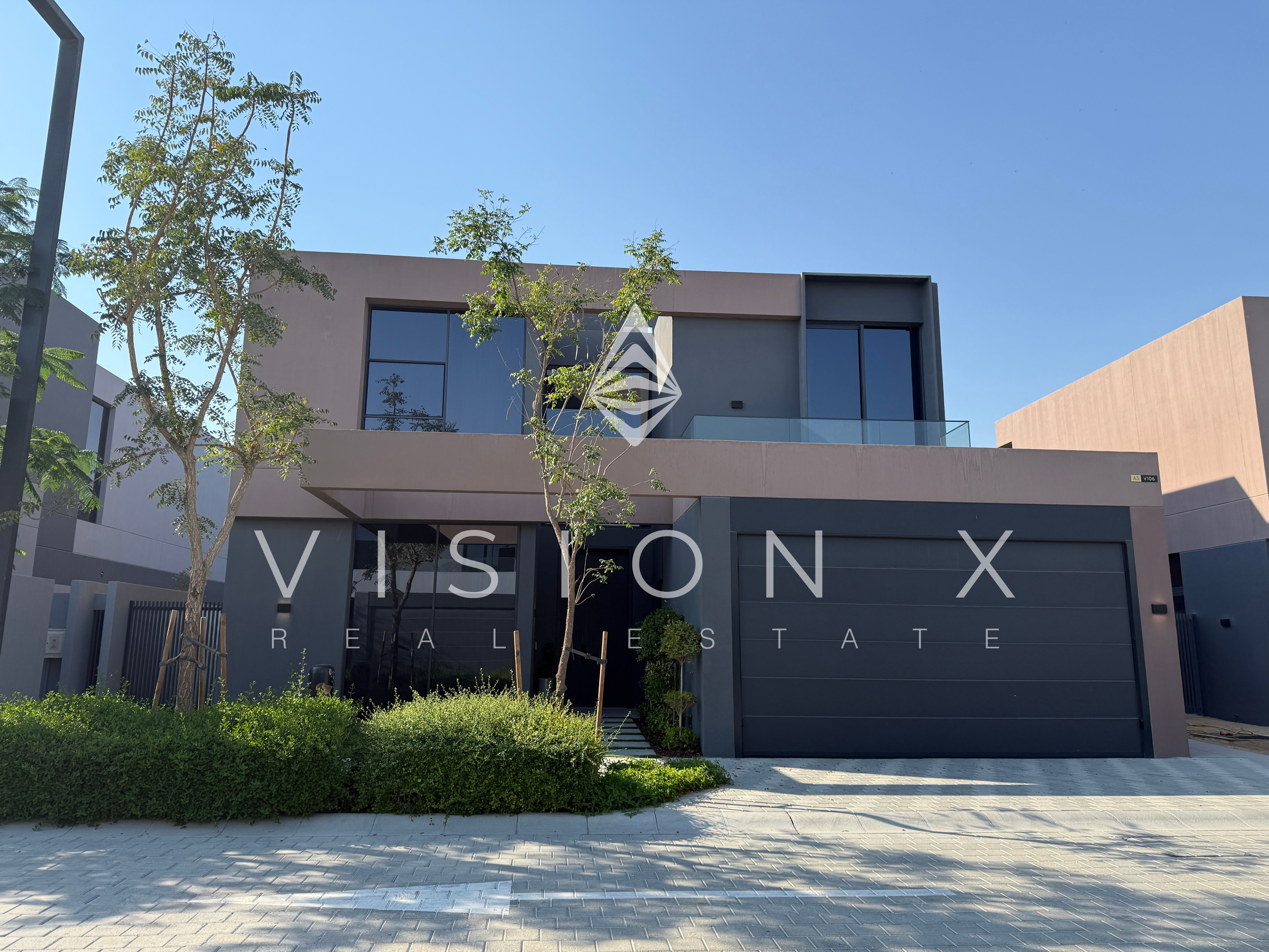 Gated Area | Sleek Finish | Great Privacy