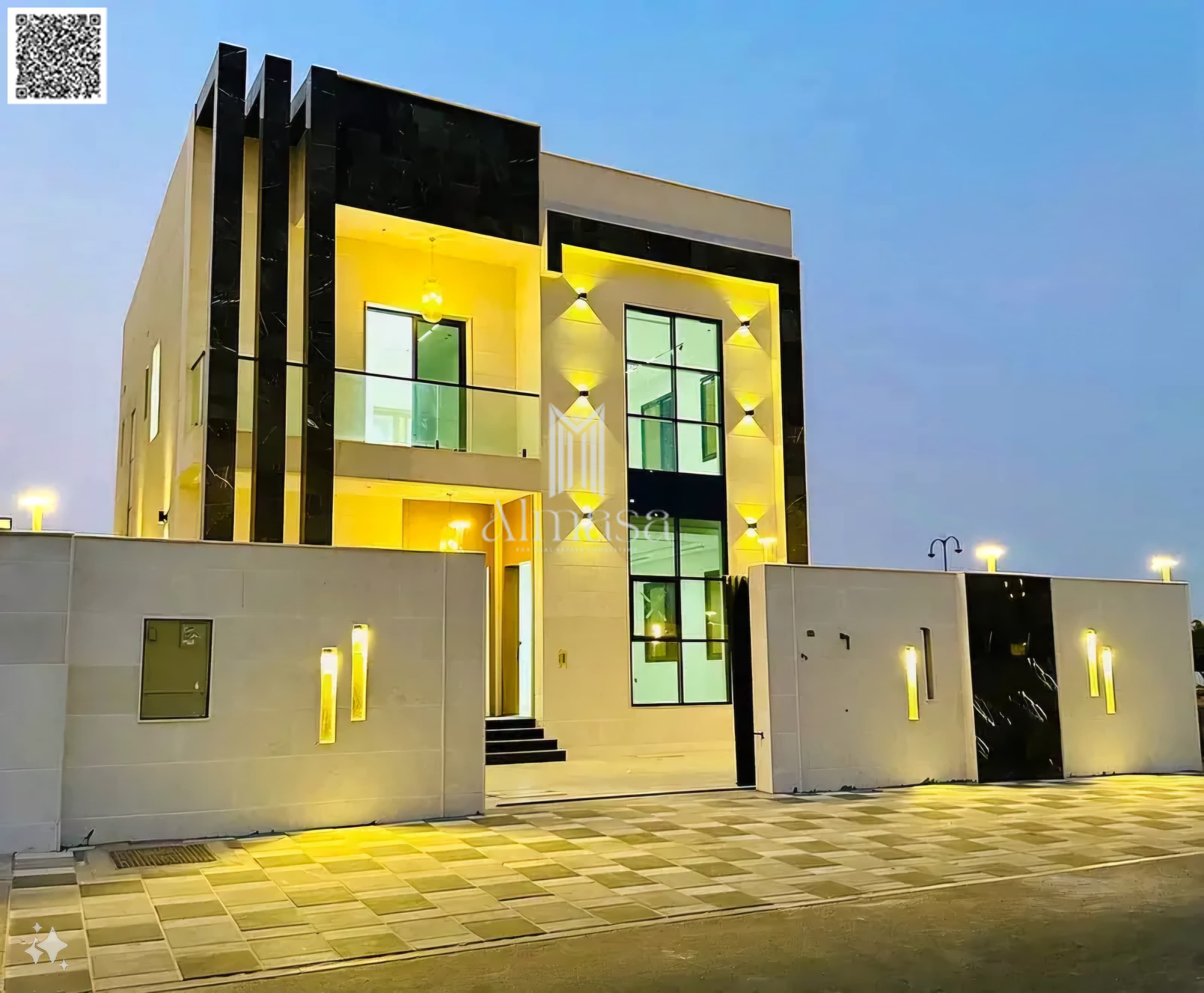 A great deal at an attractive price in Ajman - Al Zahiyah area A distinctive villa for sale with high-end finishing and a strategic location close to