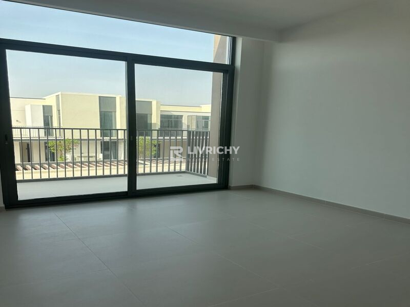 FAMILY VILLA | PRIVATE GARDEN | PRIME LOCATION