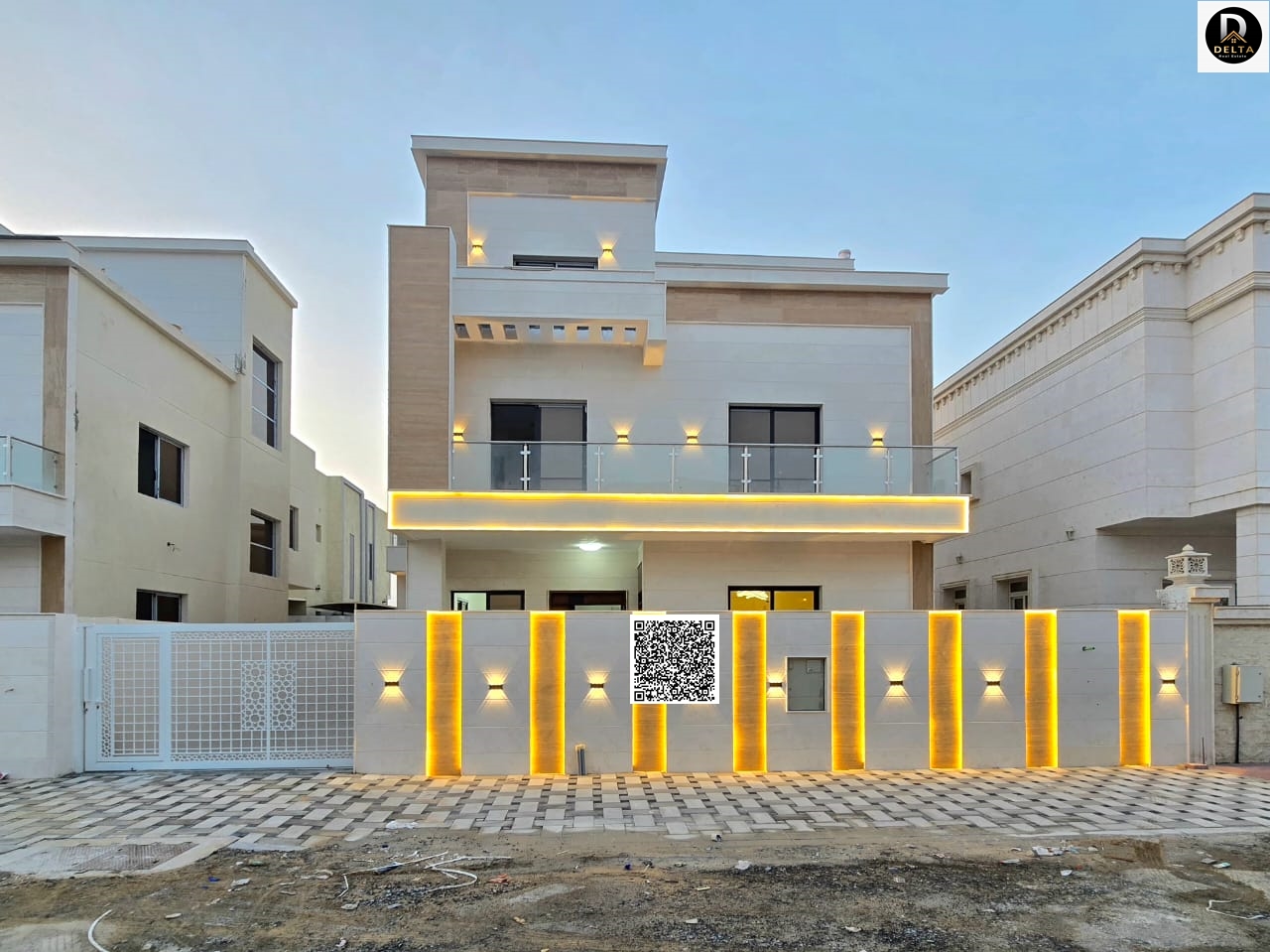 Luxury villa for sale in Al Yasmin, Ajman, directly from the owner. Prime location opposite the mosque. An unmissable opportunity for both living and