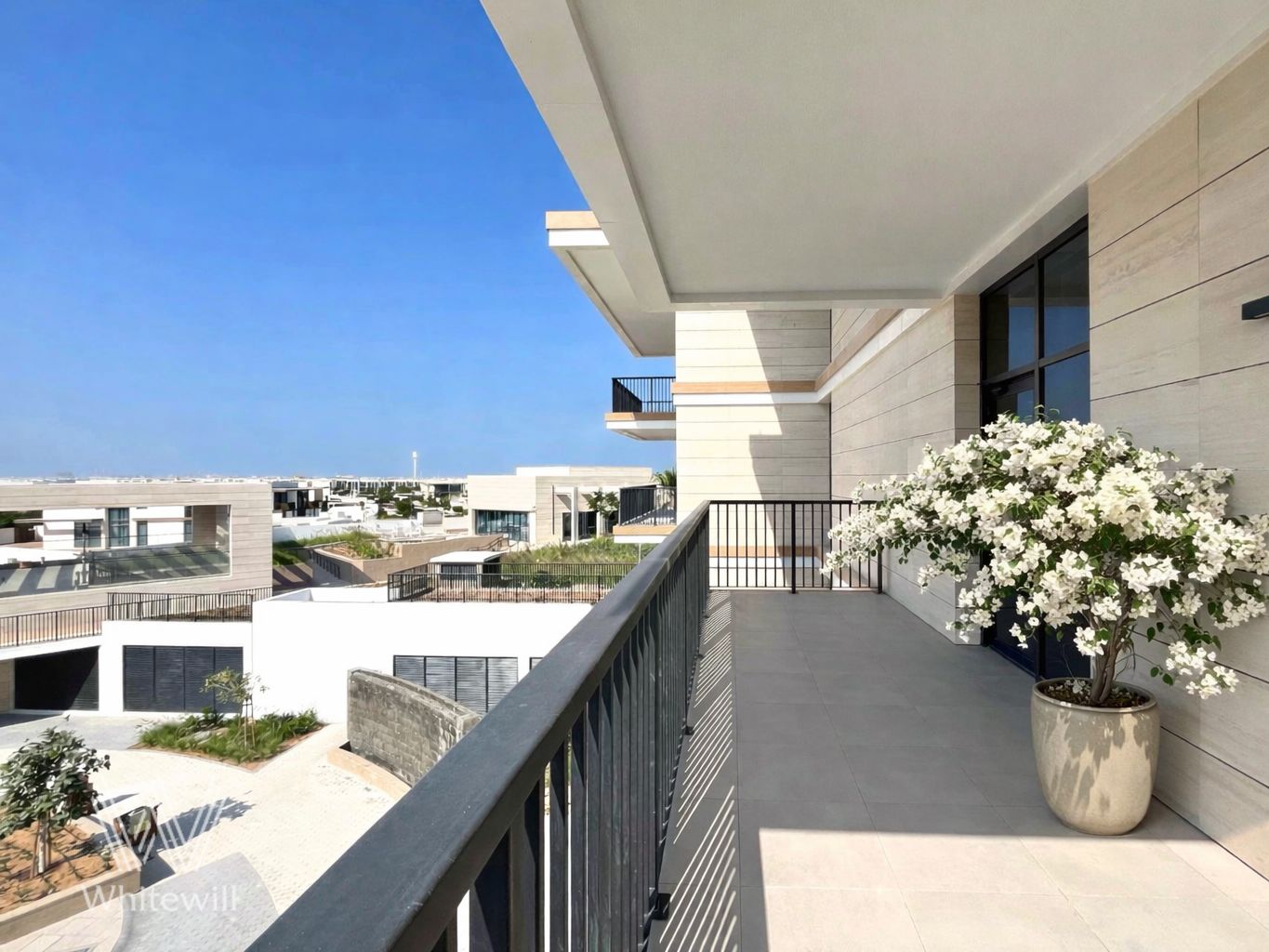 Corner Unit with Big Balcony | First Ten...