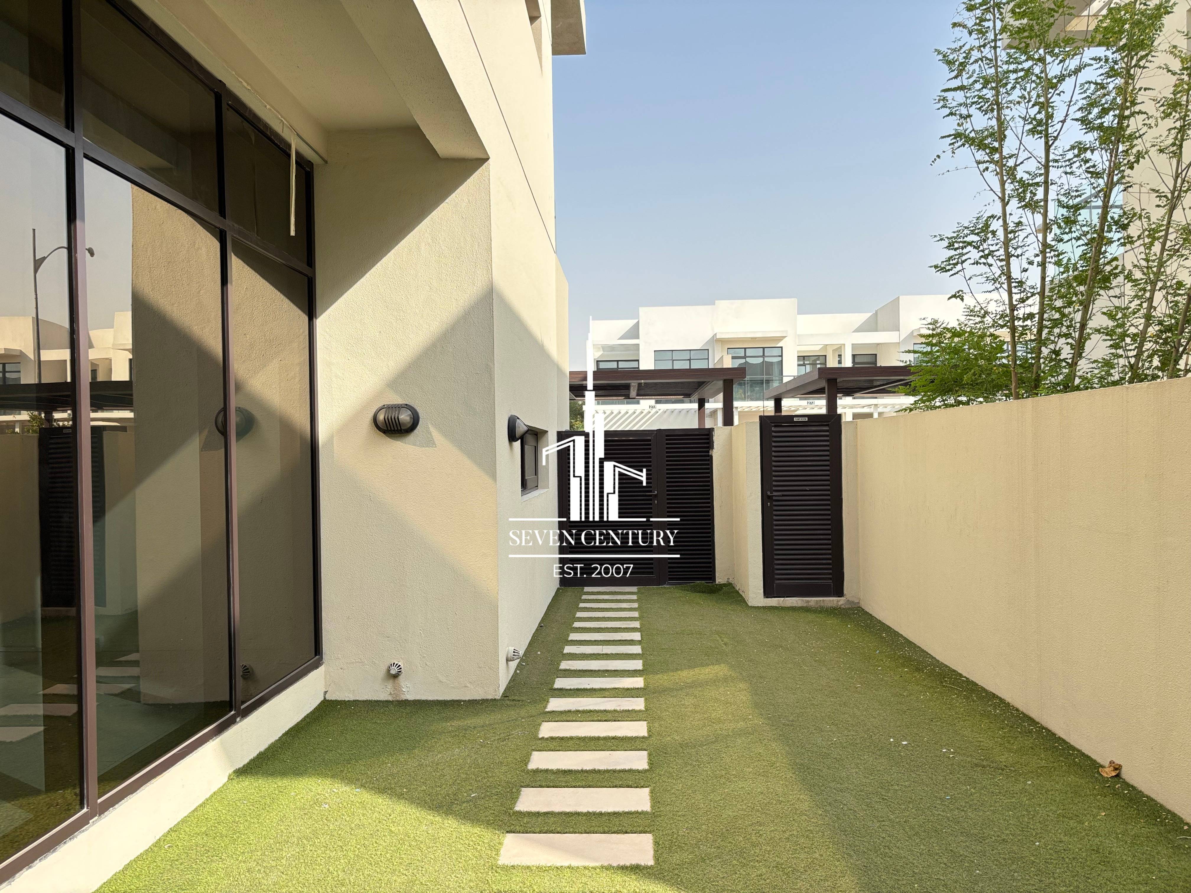 3 Bedrooms | Amazing Location | Unfurnished