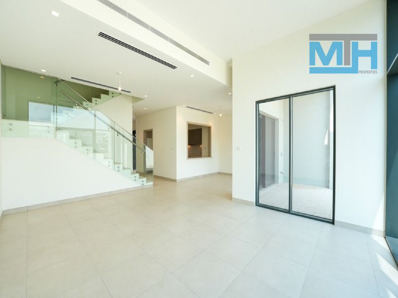 Unfurnished | Vacant | Prime Location | 3BR Villa