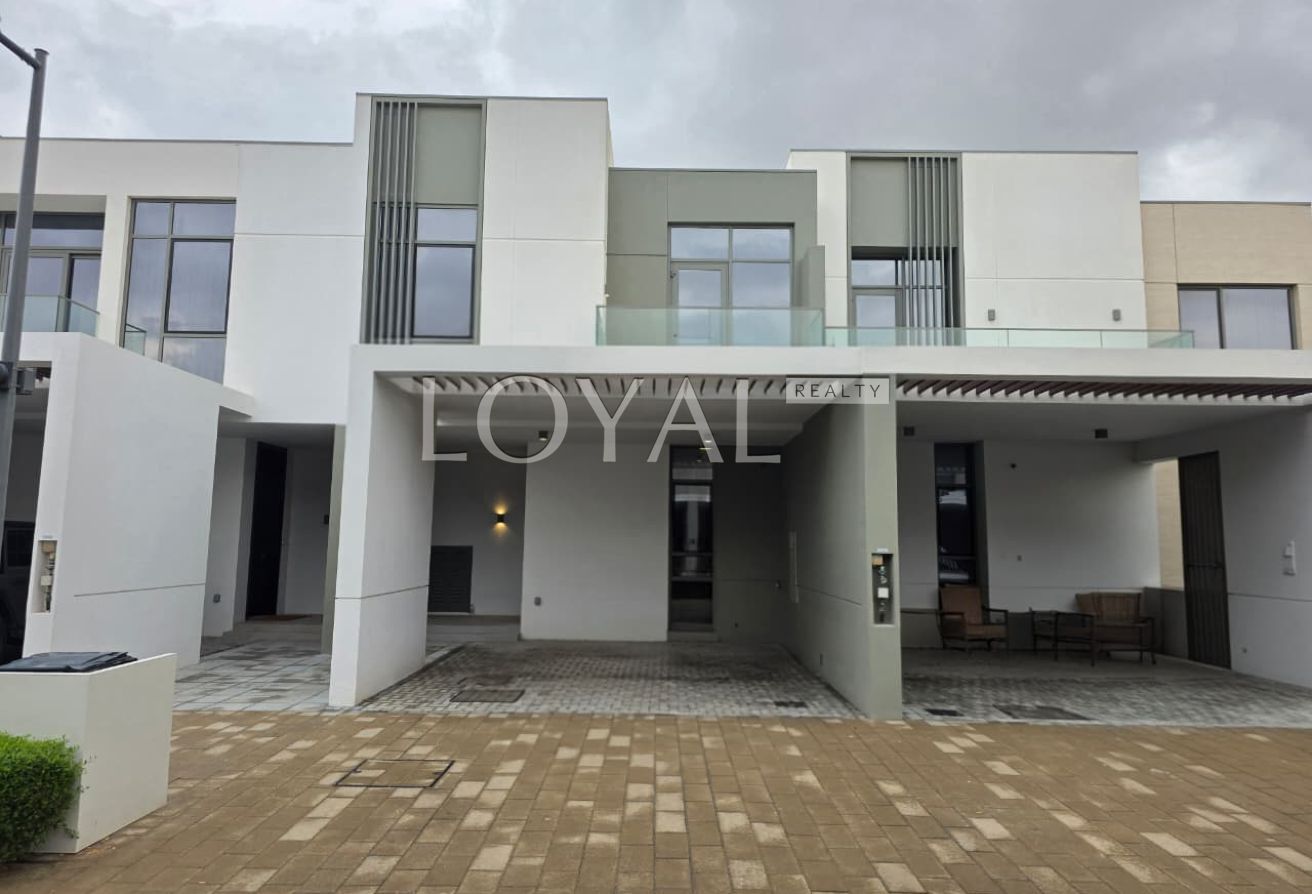 Spacious 3BR | Near To Amenities | Ready to Move