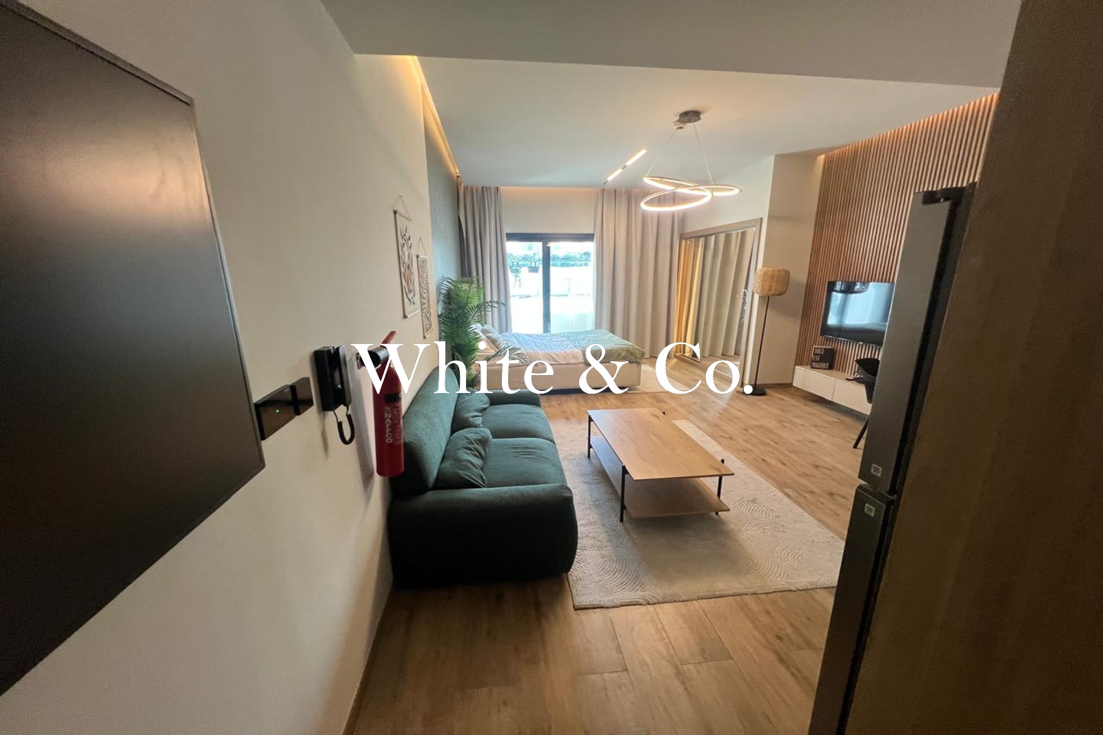 Spacious Unit | Fully Furnished | Terrace