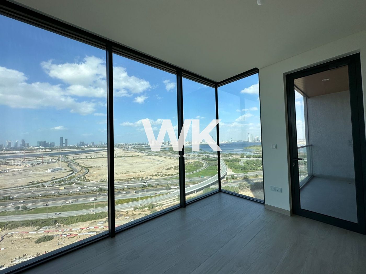 10th Floor / Burj Khalifa and Sanctuary view