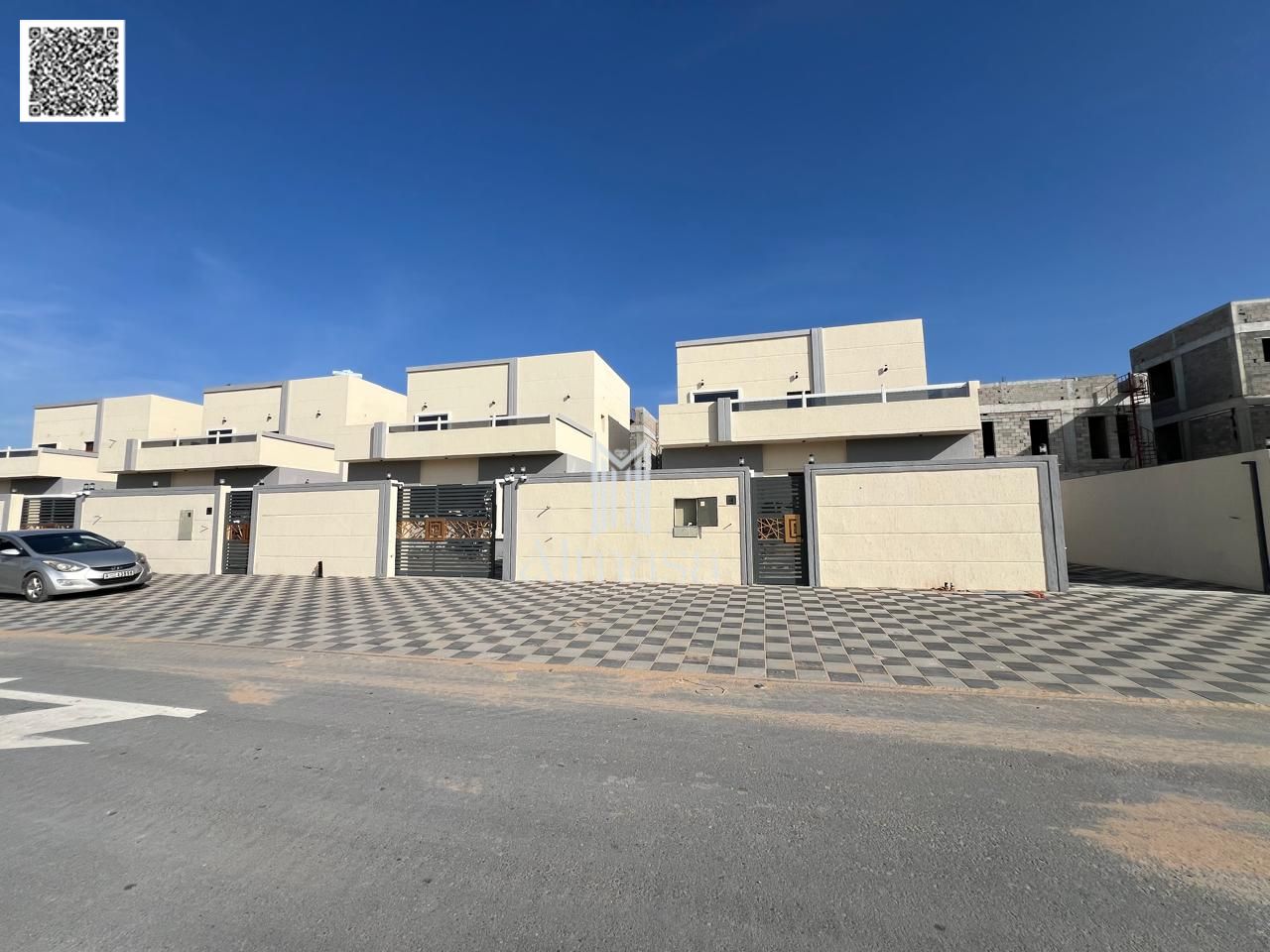 A prime opportunity for living or investment in a strategic location close to all services: a luxury villa for sale in Ajman, Al Zahiyah area.