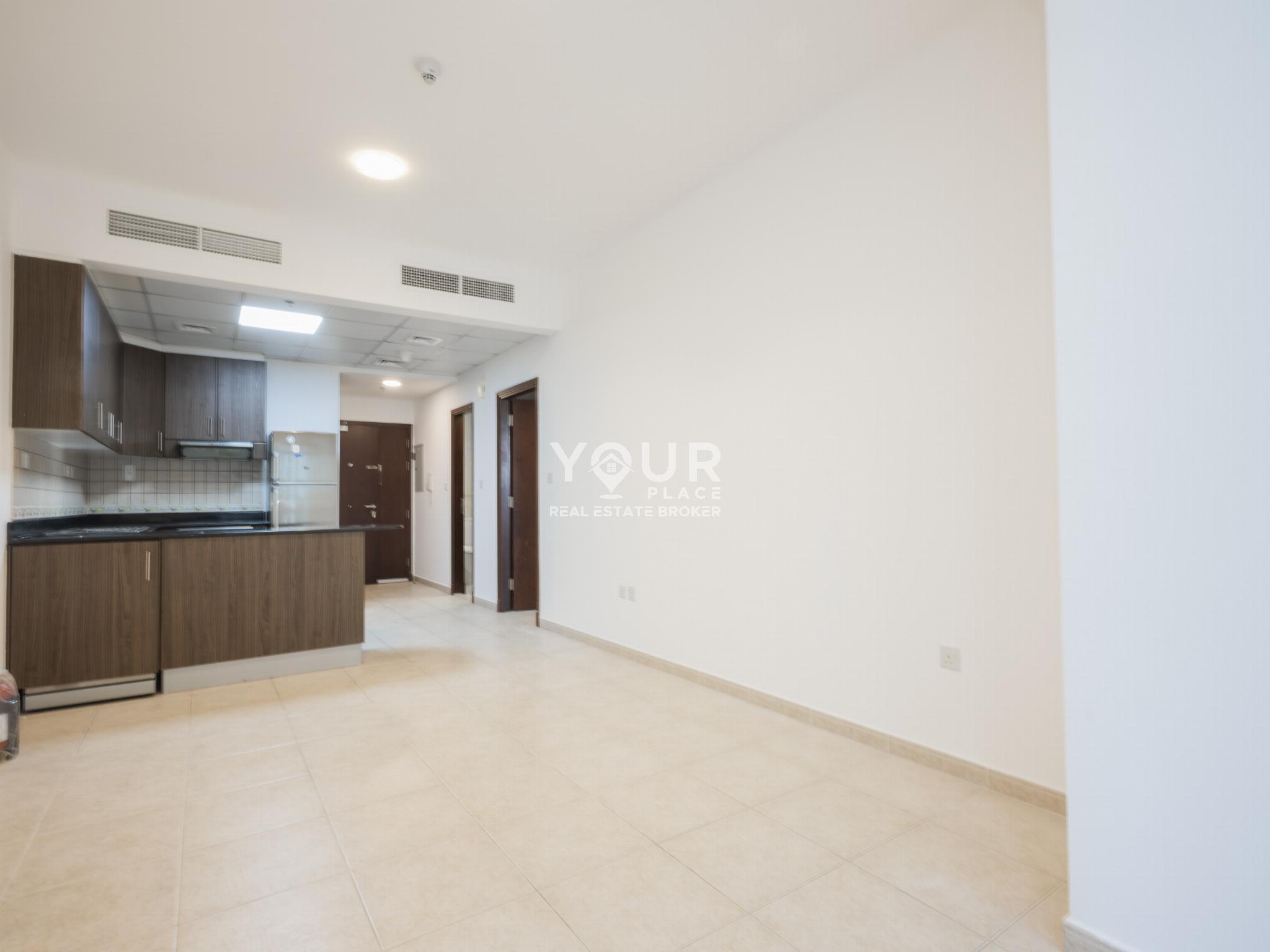 Property Managed| Kitchen-Equipped |Prime Location