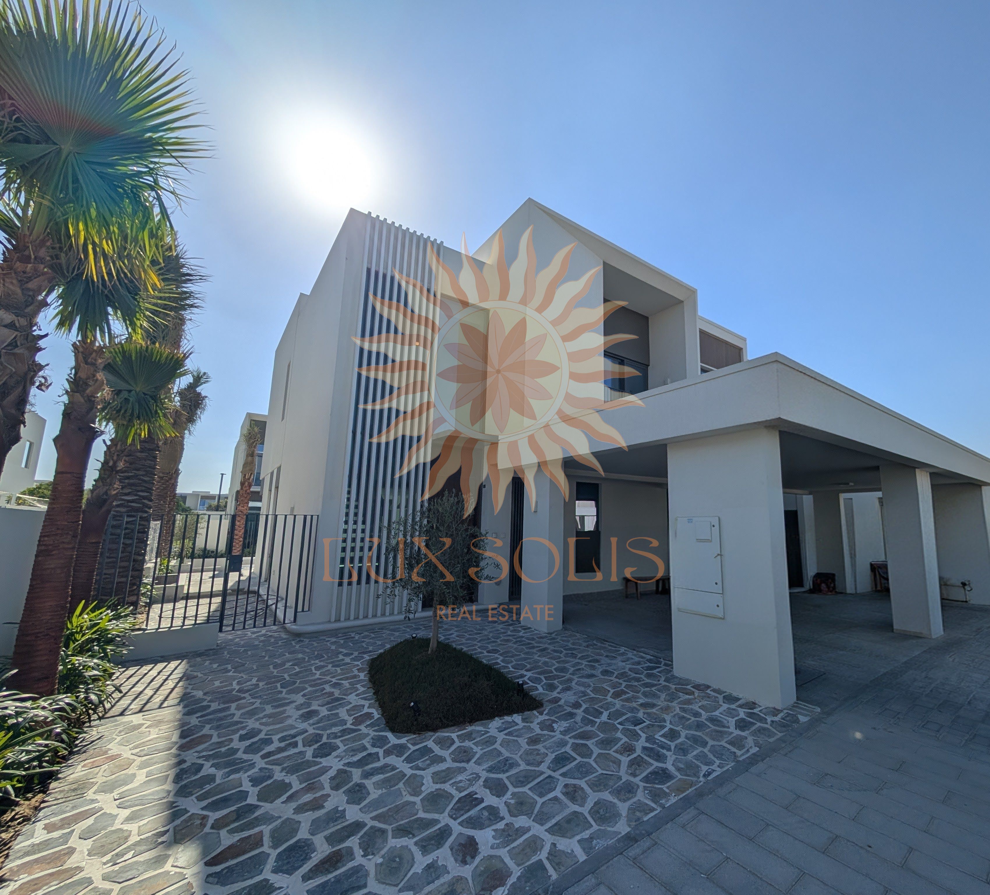 Stunning 4BR Home | Upgraded Kitchen & Garden