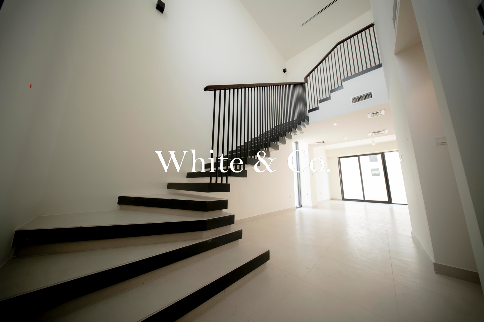 Large Plot | Flexible Cheques | Rare Unit