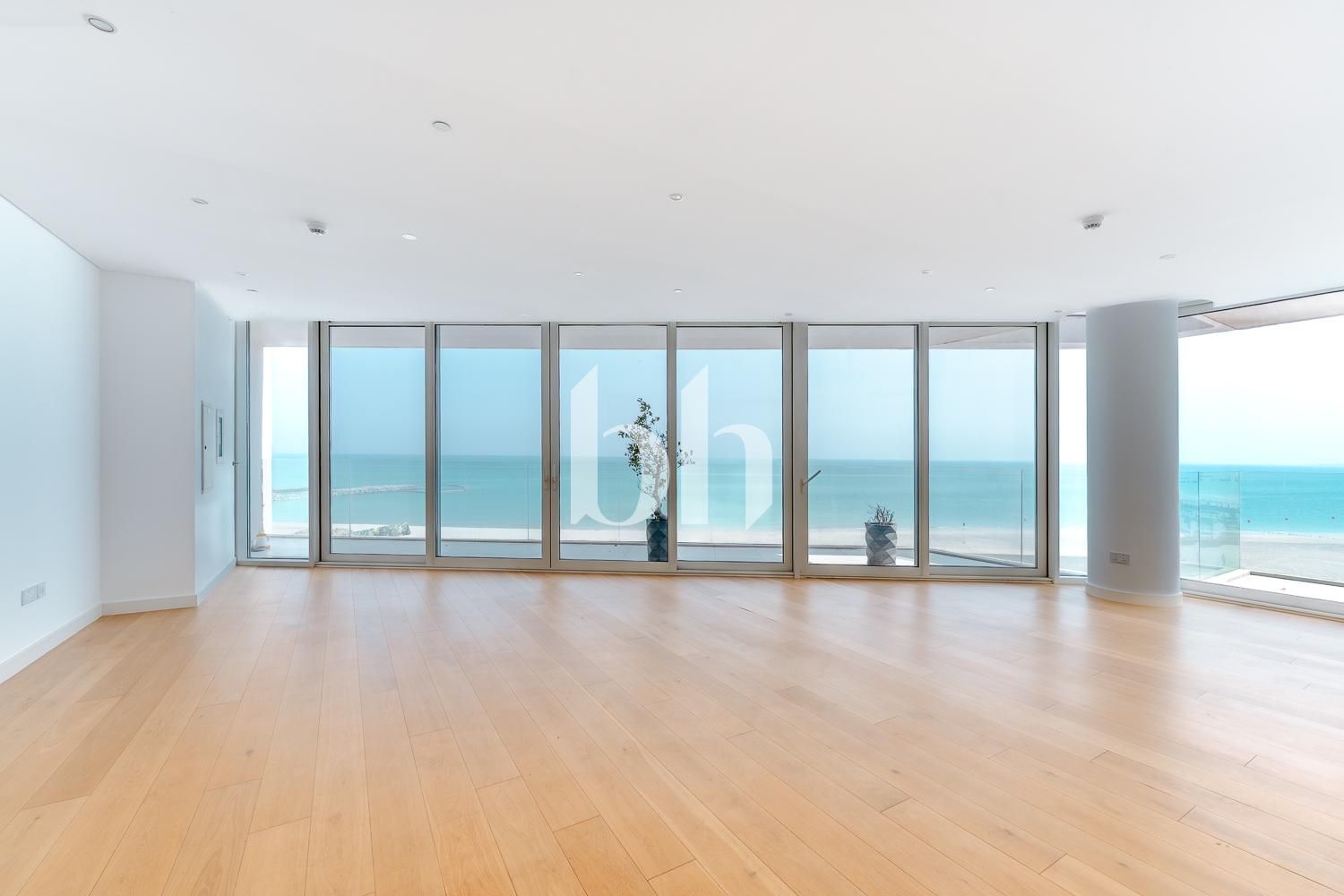 Hot Deal | Sea View | Maids Room | Beach Access