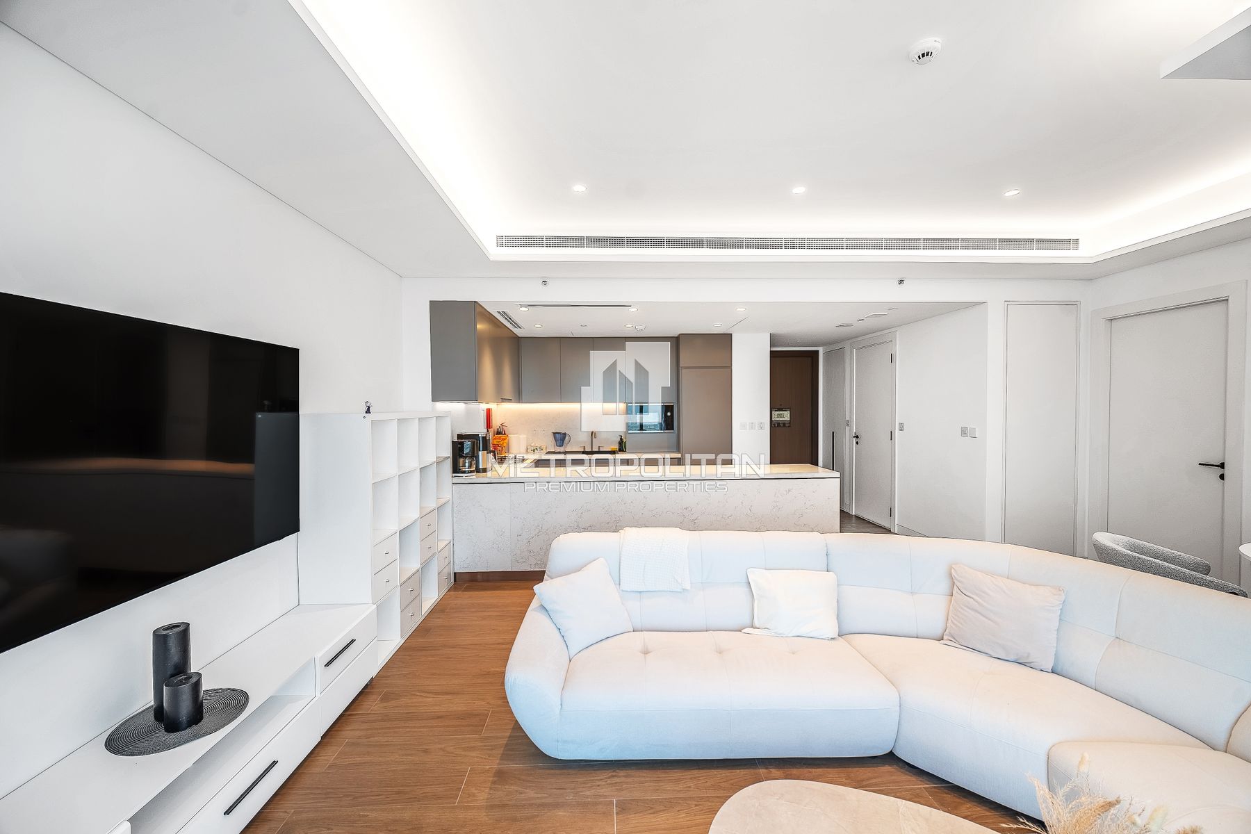 Skyline Views | Fully Furnished | Prime High Floor