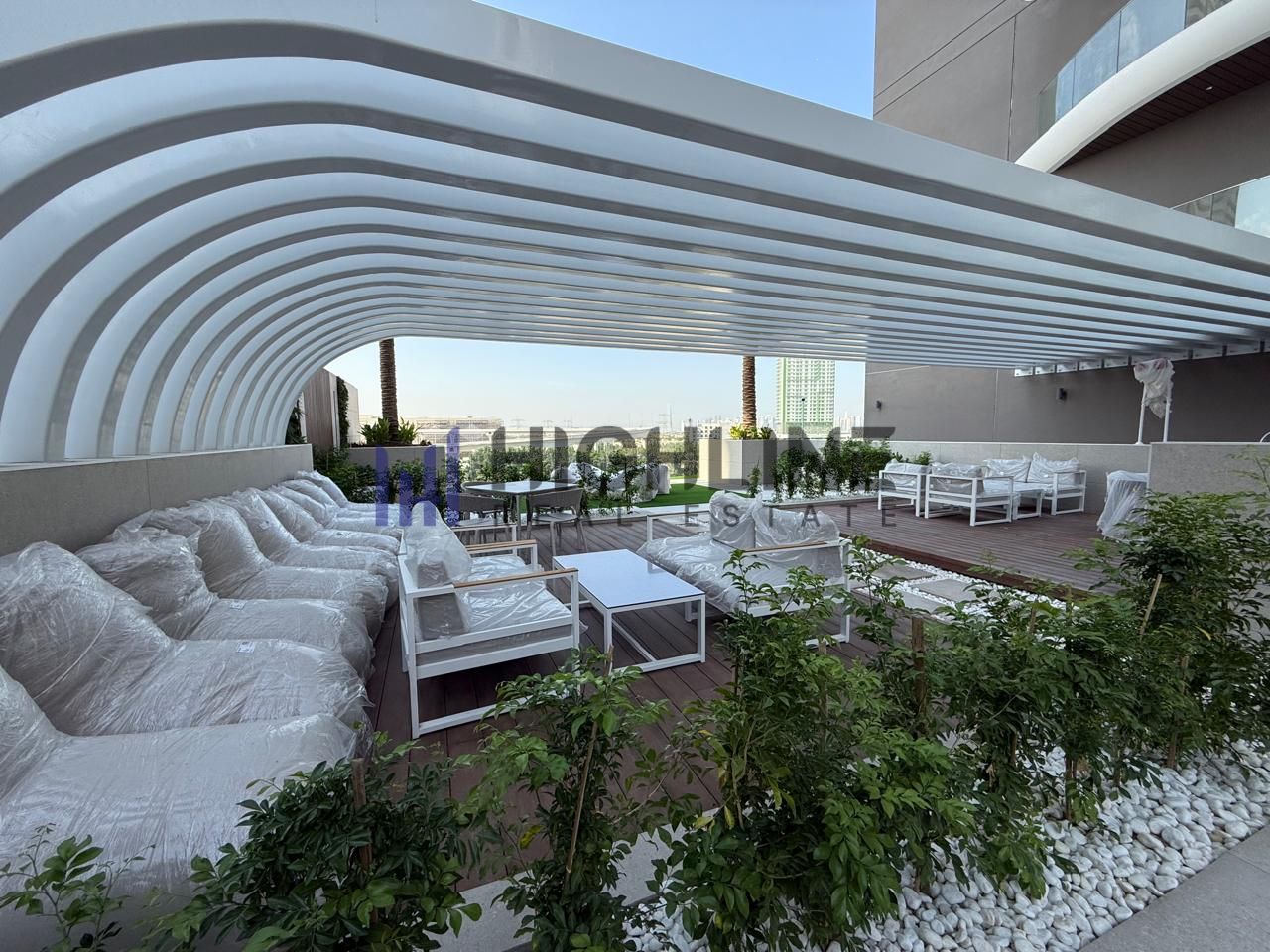 Luxurious | Furnished | World Class Amenities