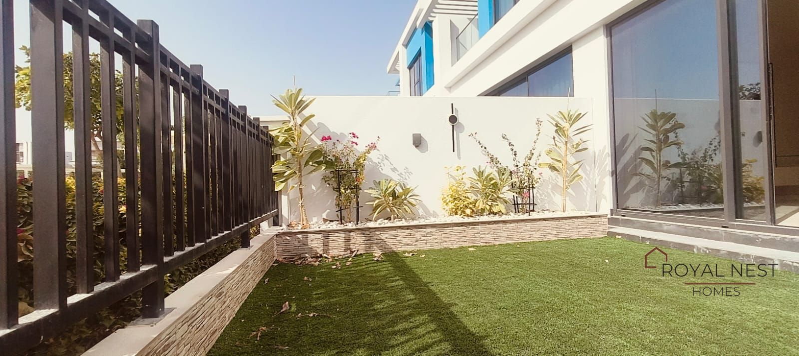 Modern 4BR Townhouse | Gated Community |