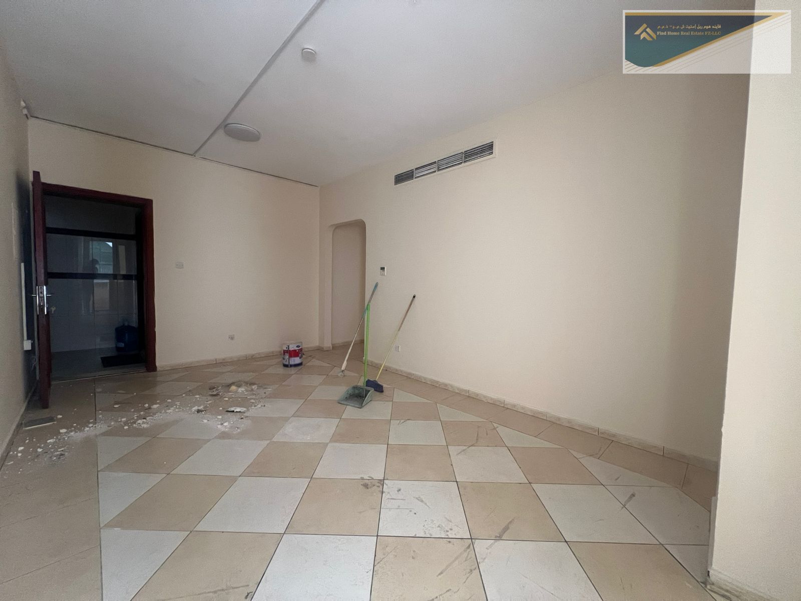 HOT OFFER!LAST UNIT 1BHK APARTMENT WITH BALCONY CENTRAL AC AND GAS IN JUST 30k AL QASIMIA