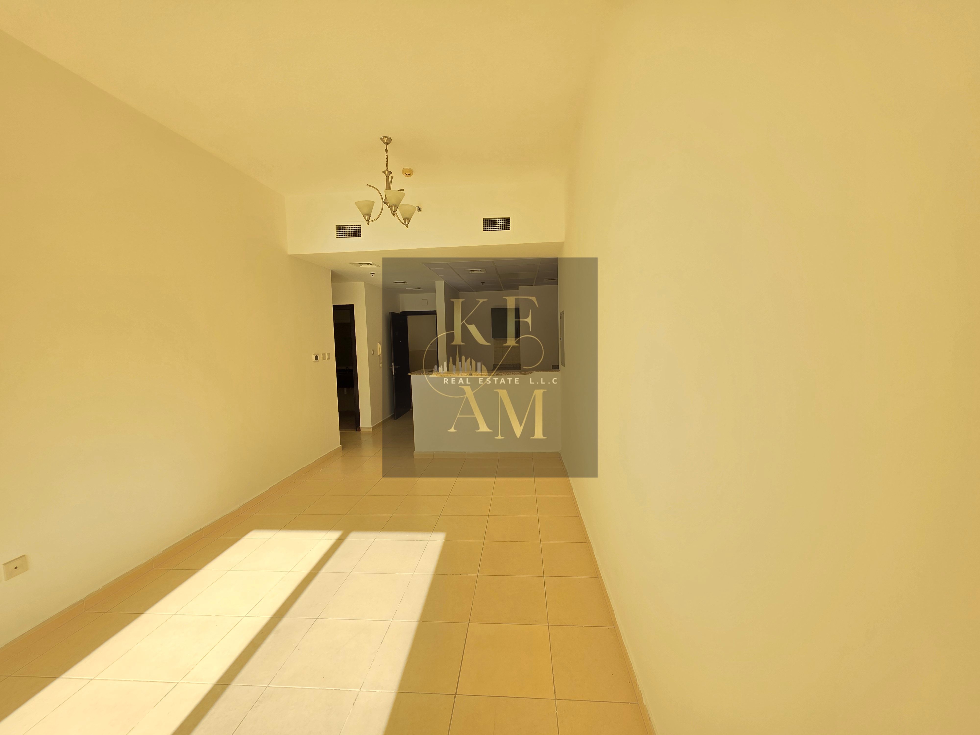 Prime Location | Well Maintained l Unfurnished