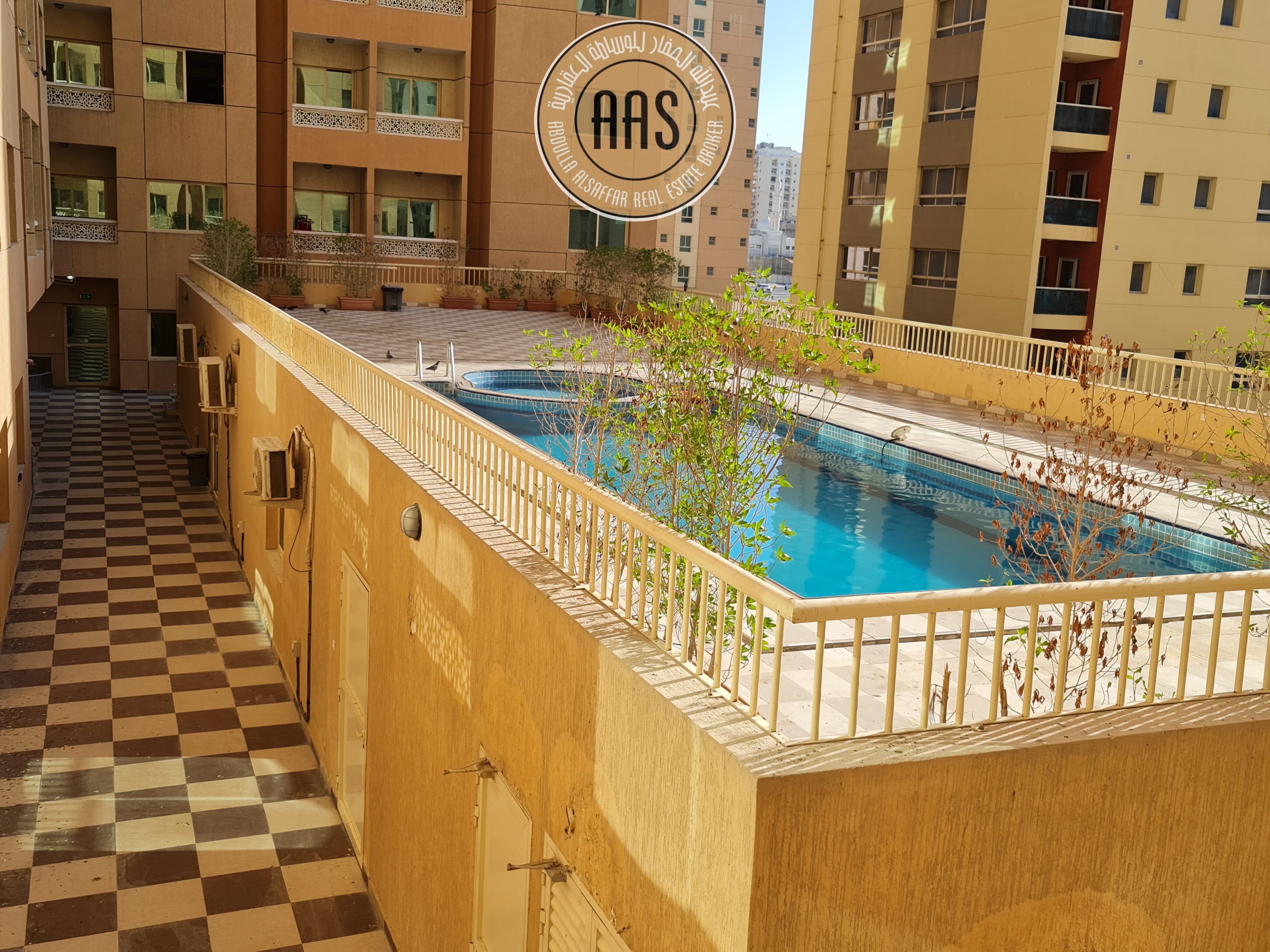 Close To Park Studio With Balcony Full Family Building