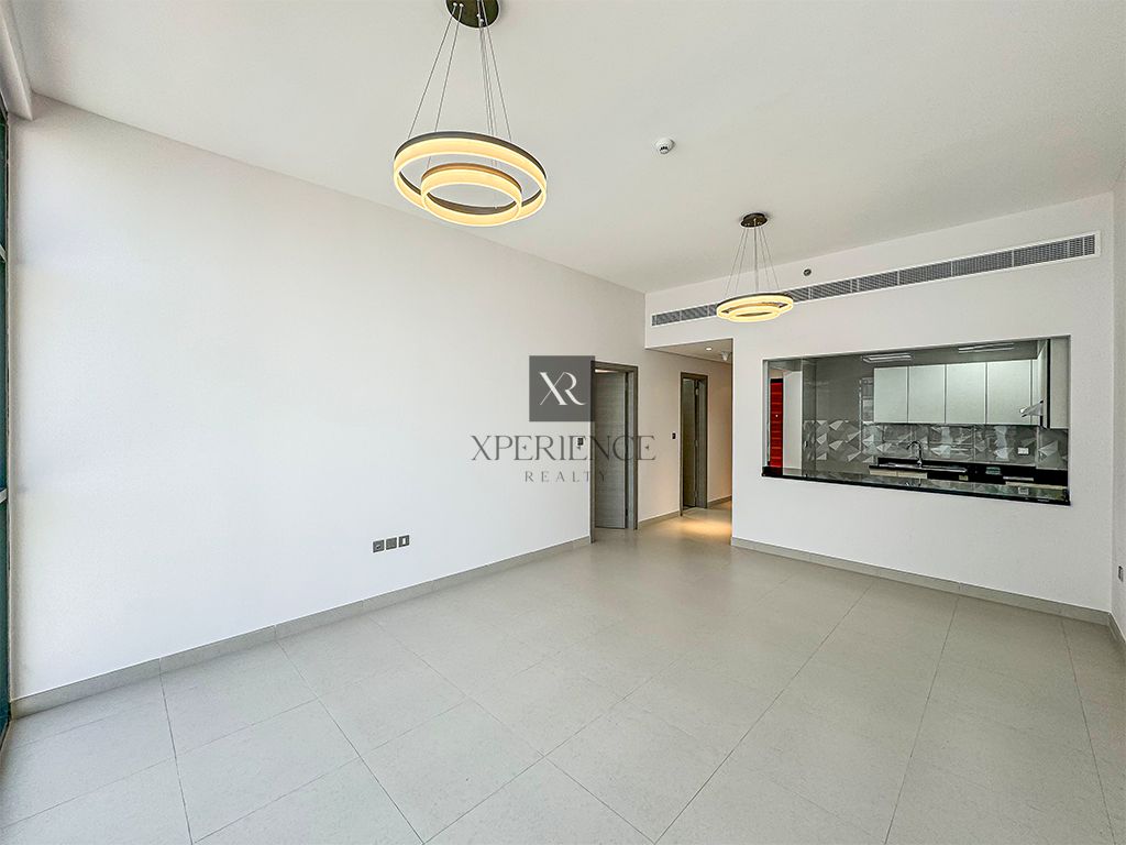 SPACIOUS | LIKE BRAND NEW | COMMUNITY VIEW