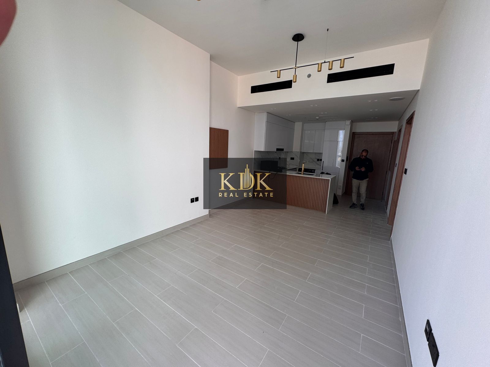 Community View | Fitted Kitchen | Prime Location