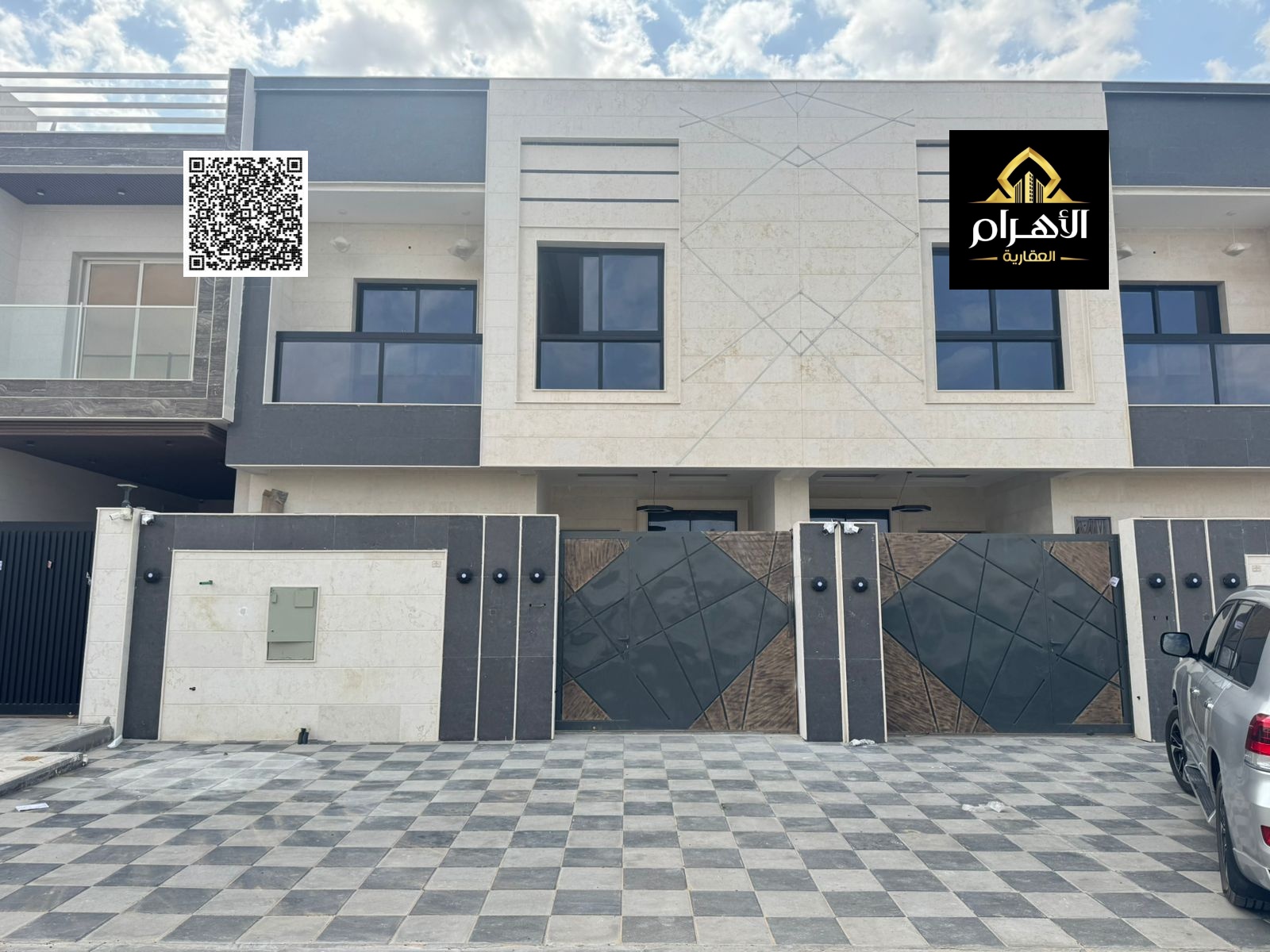 Villa on Mohammed Bin Zayed Street, 4 master bedrooms, at the lowest price in the Chinese market and negotiable. Prime location in a strategic locatio