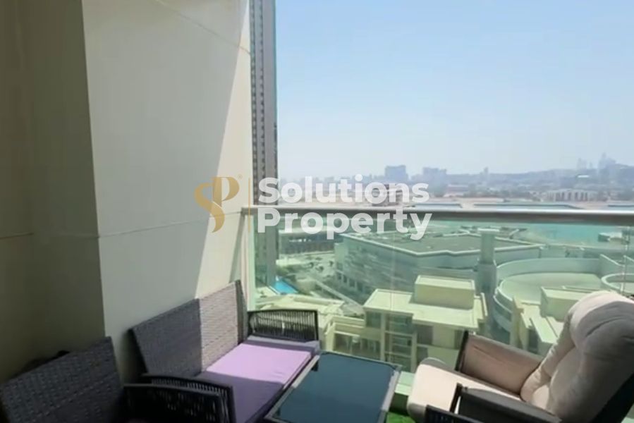 Fully Renovated 3BR+M | Balcony on pool | Sea View