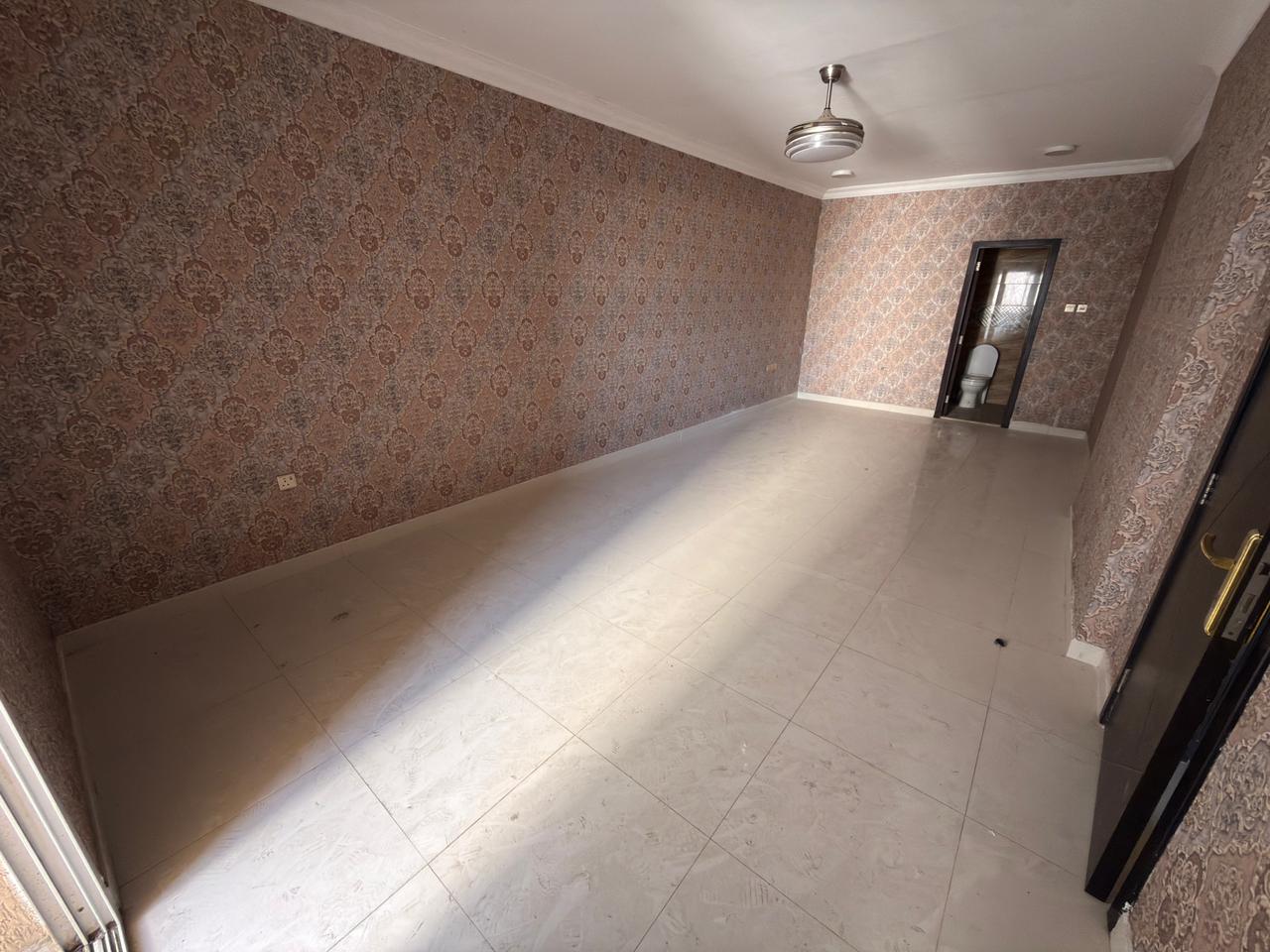Spacious 2 Bedroom Apartment for Annual Rent – Al Jurf 2, Ajman