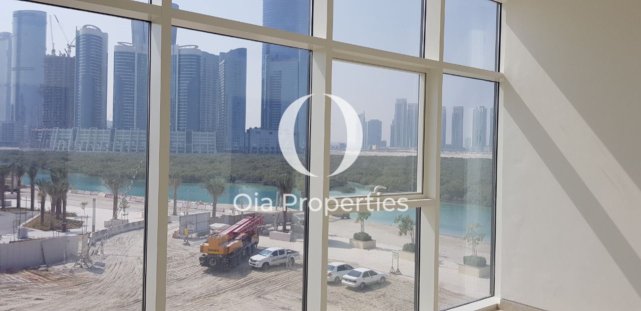 Generous 1BR | Panoramic Sea View | Private Terrace