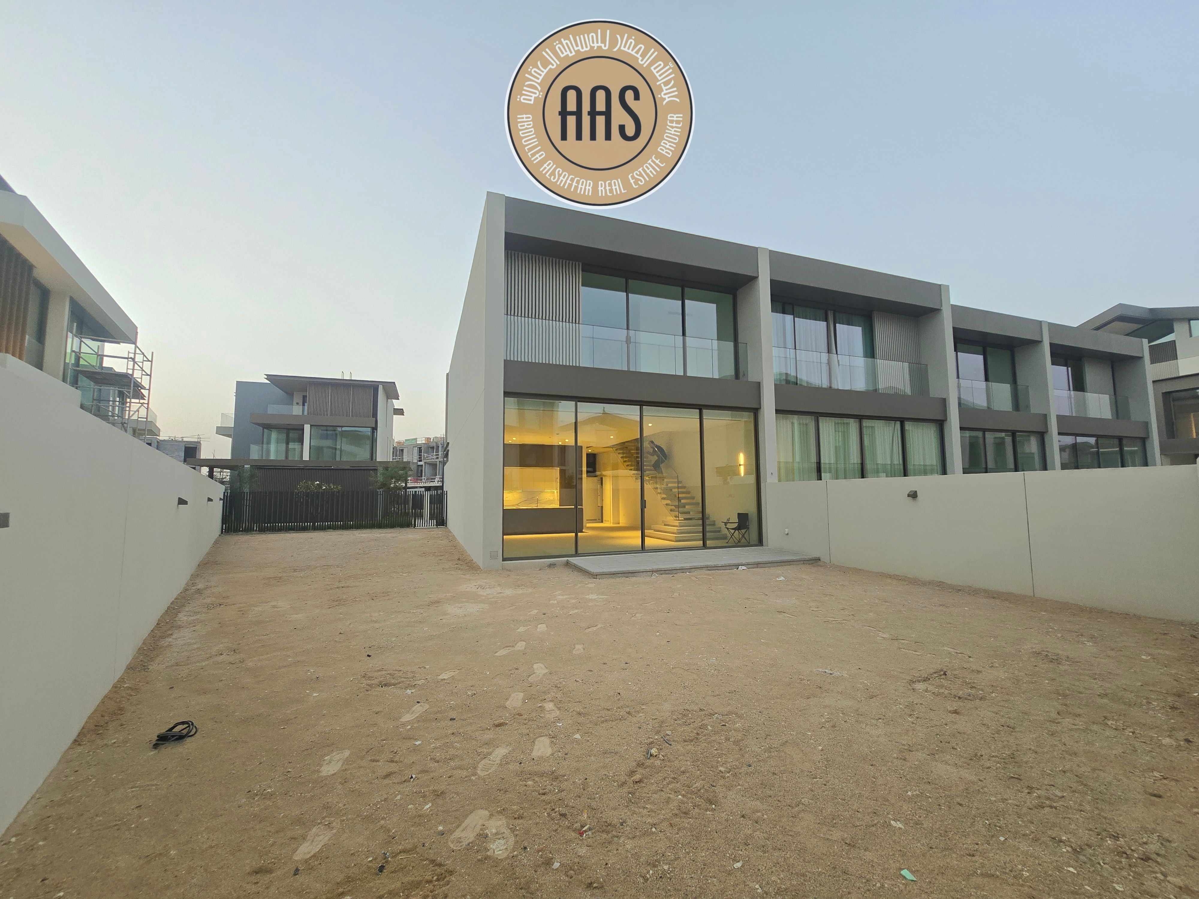 Brand New Close To Club House 3-Bedroom + Maid's Room Townhouse Corner Unite.