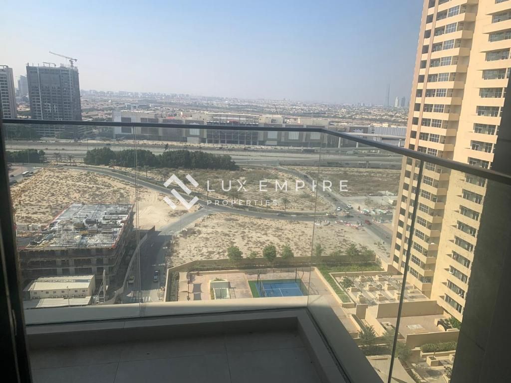 Spacious 2-Bedroom Apartment | Golden Tower, Al Barsha South Fourth