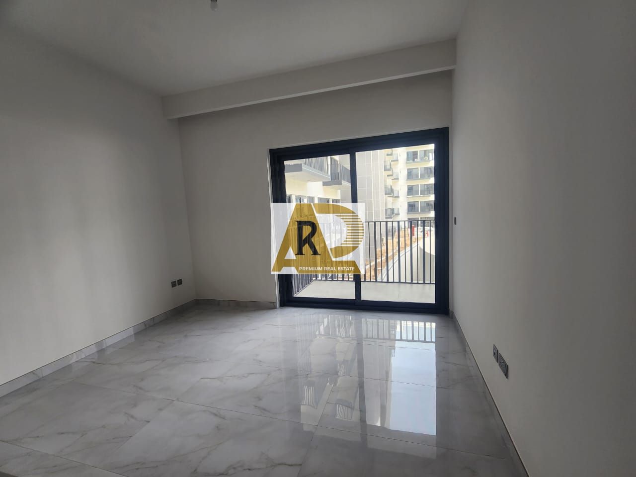 "Stunning Pool View 1-Bed | High Floor | Azizi Mirage | Ready to Move"