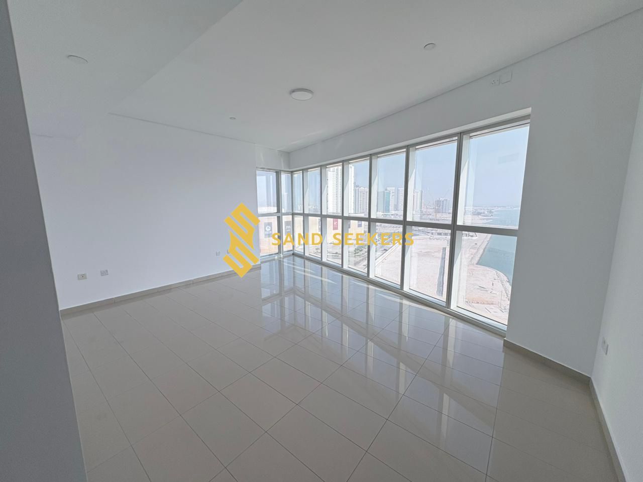 Vacant Now | Generous Layout | Excellent Location