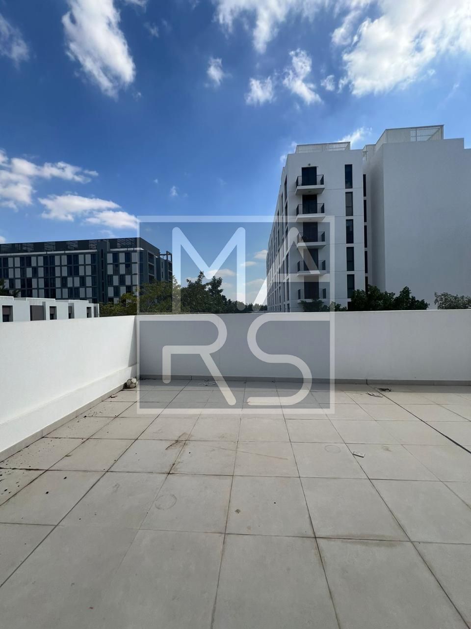 Modern 2BR Apartment | Expansive Terrace | Prime Aljada