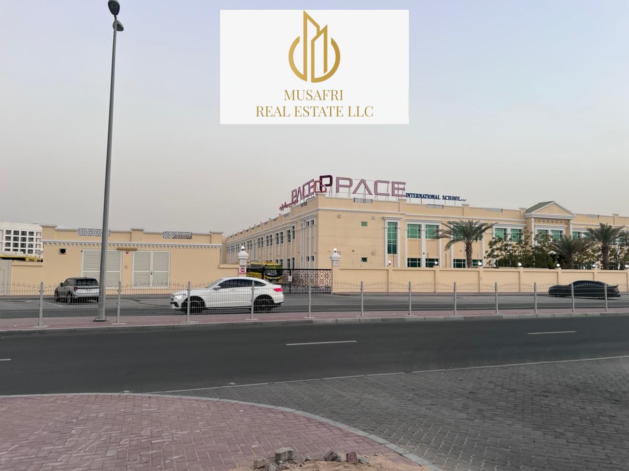 SchoolsZone!!! Spacious 1BHK with American kitchen, 2washrooms, Balcony & Parking For Family 46k, Close to Dubai Exit, Muwaileh Sharjah, Call Umer