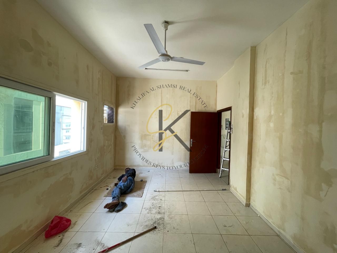 Spacious Unfurnished 1 BHK Apartment with Balcony for Rent in Muwailah, Sharjah | 940 Sqft | All Amenities | Prime Residential Location