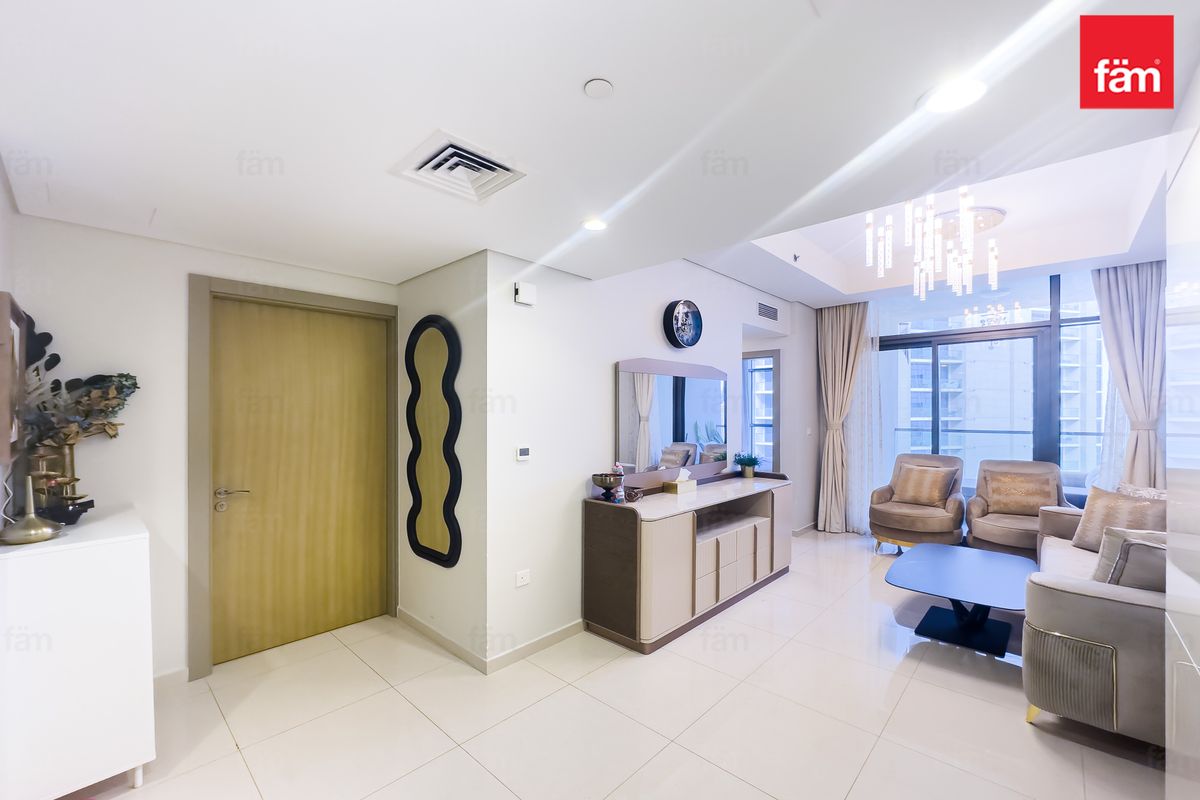 Vacant | Furnished | High Floor