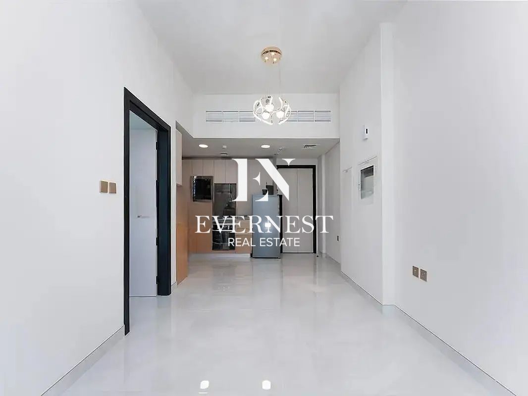 Semi-furnished | Middle floor | Panoramic Dubai Autodrome Views
