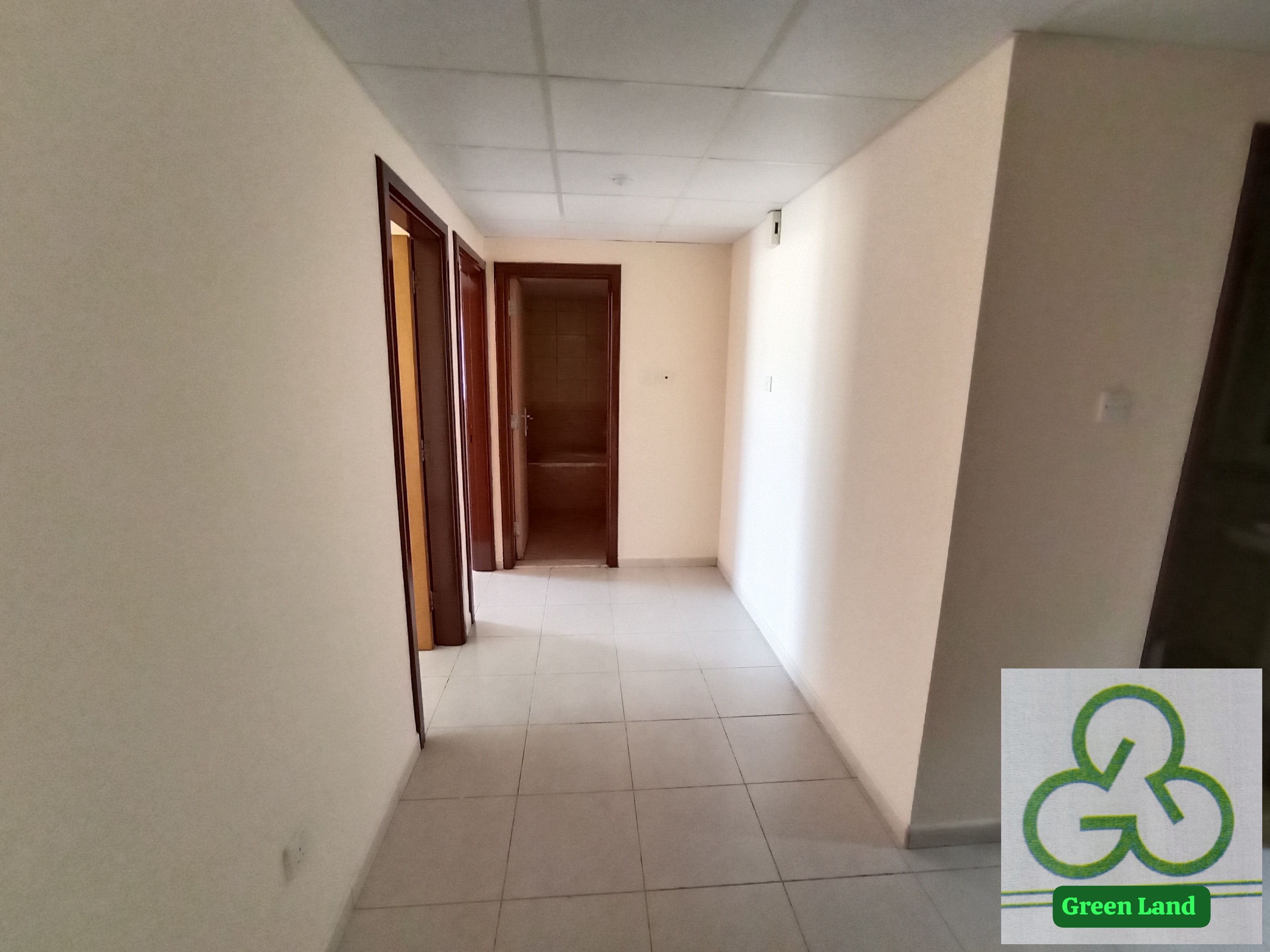 Limited Offer 2 BHK Only For Family // With Balcony // Central Ac // Central Gas // Family Building // Only 34K